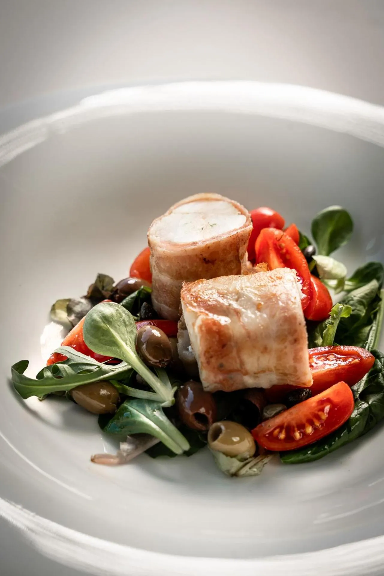 Restaurant/places to eat in Aqua Hotel