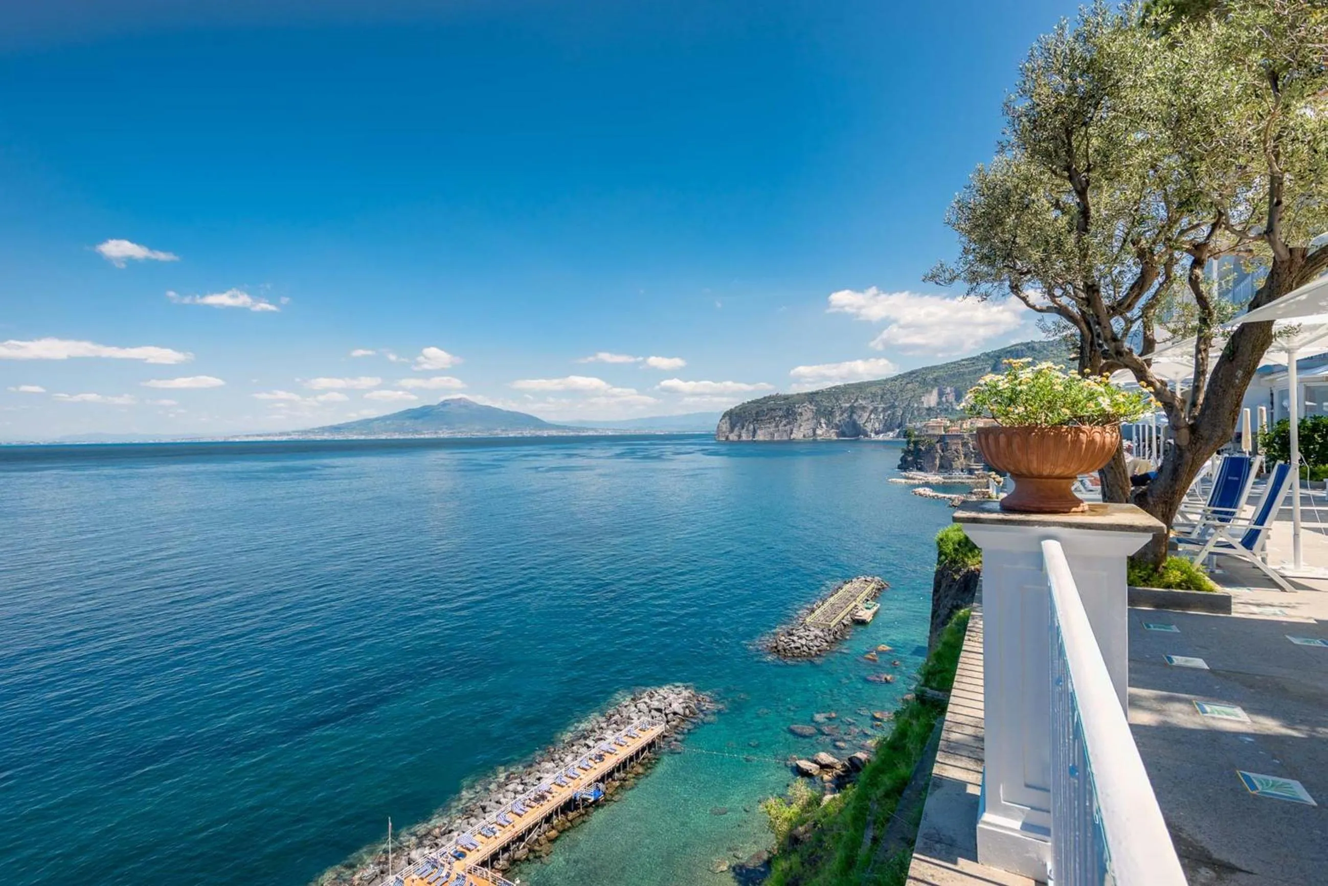 Day in Grand Hotel Riviera