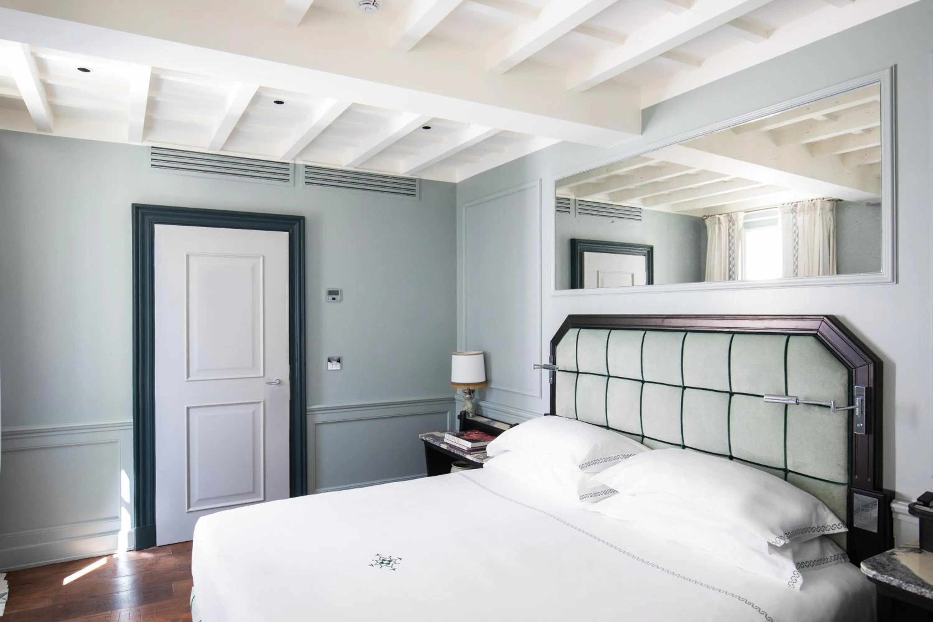 Bed in The Place Firenze