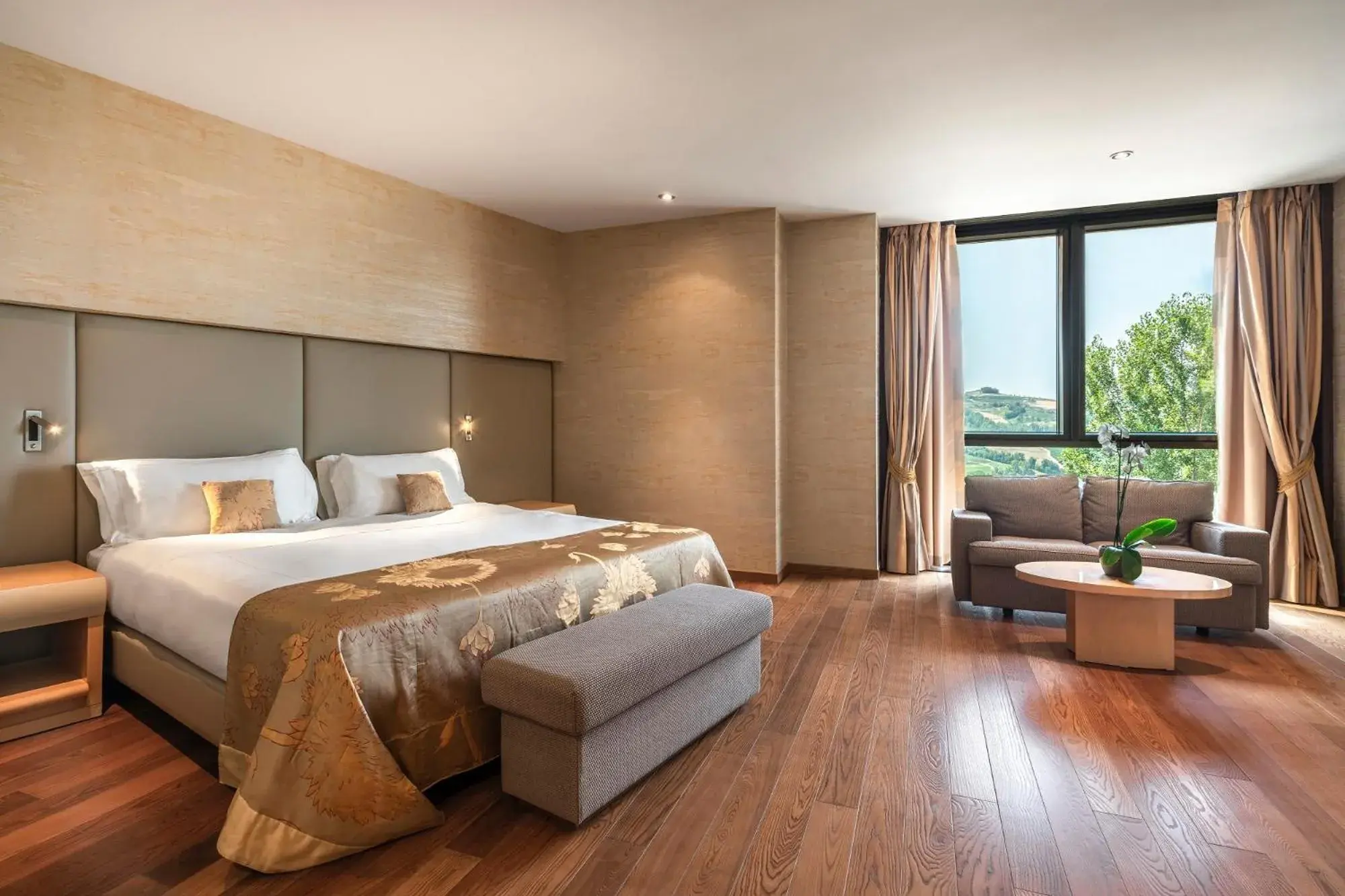 Junior Suite in Il Boscareto Resort & Spa Junior Suite in Il Boscareto Resort & Spa