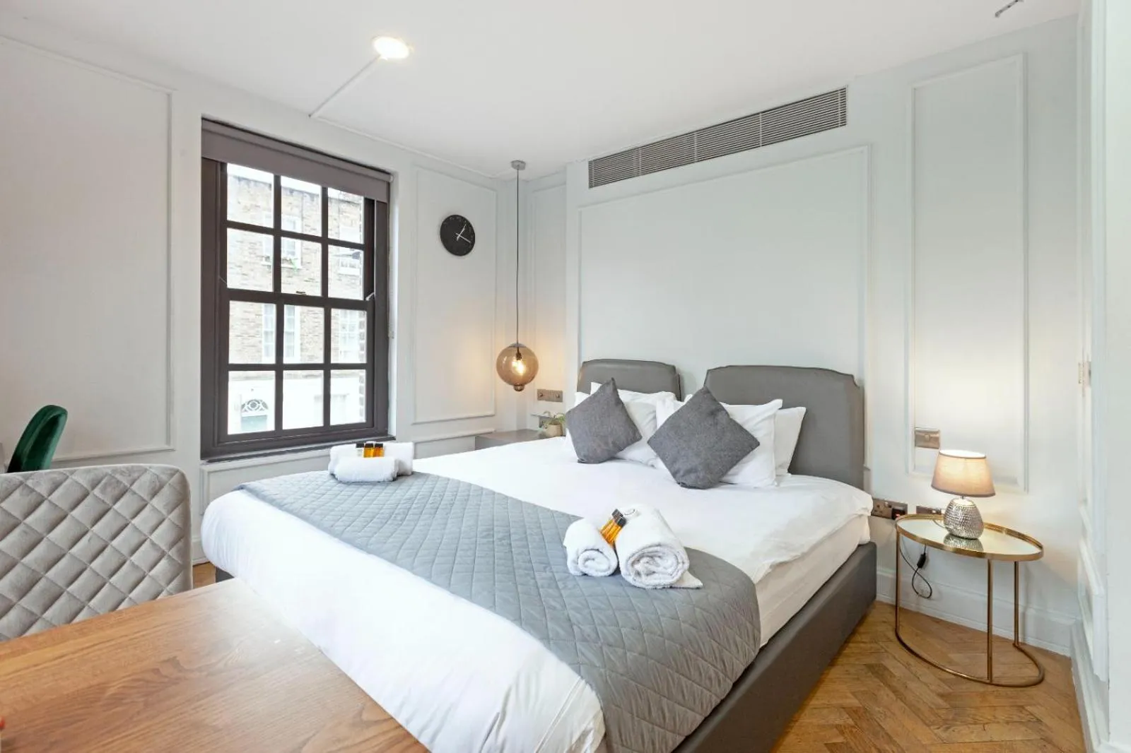 Bed in London Paddington Apartments