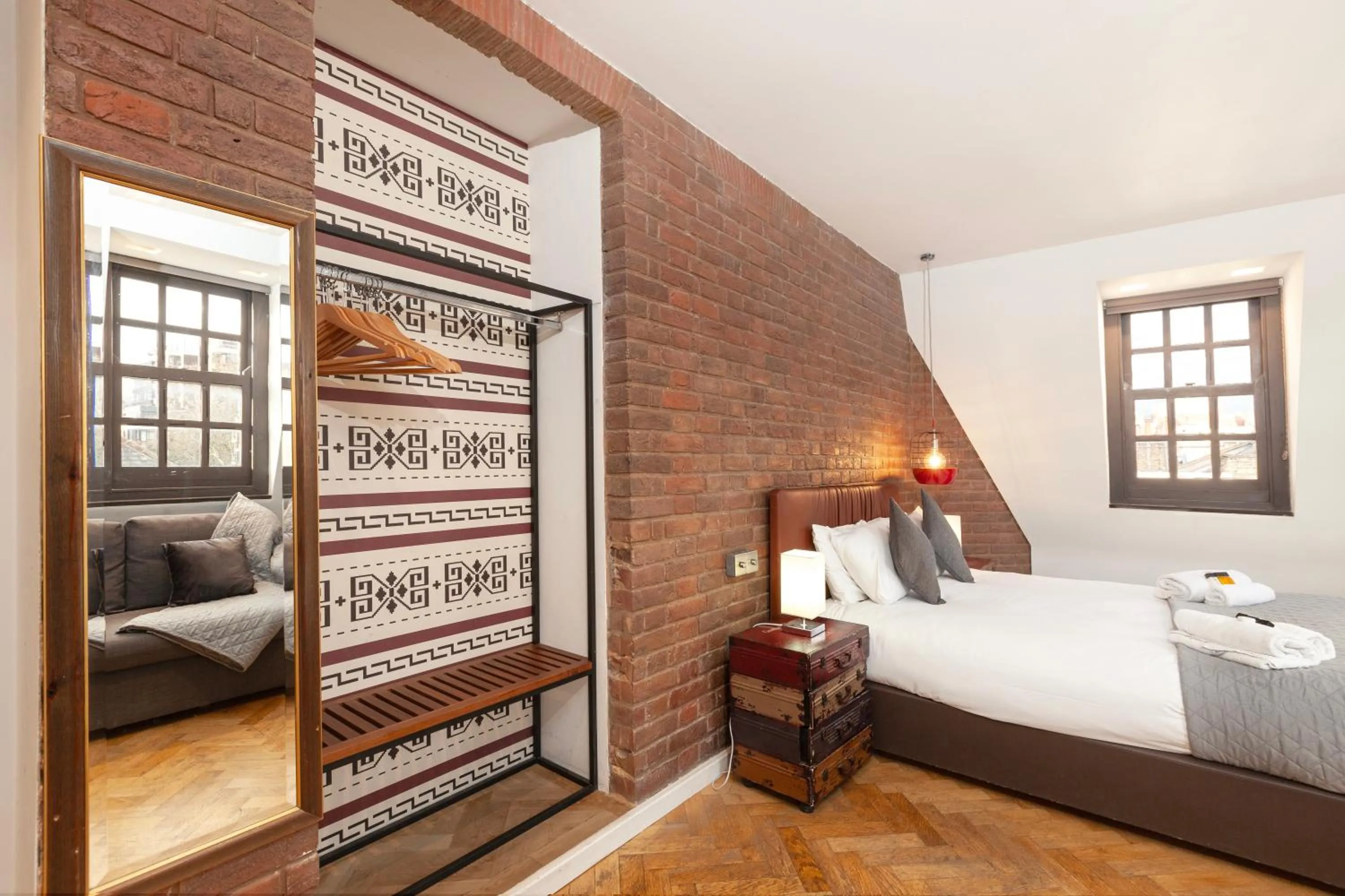 Bed in London Paddington Apartments