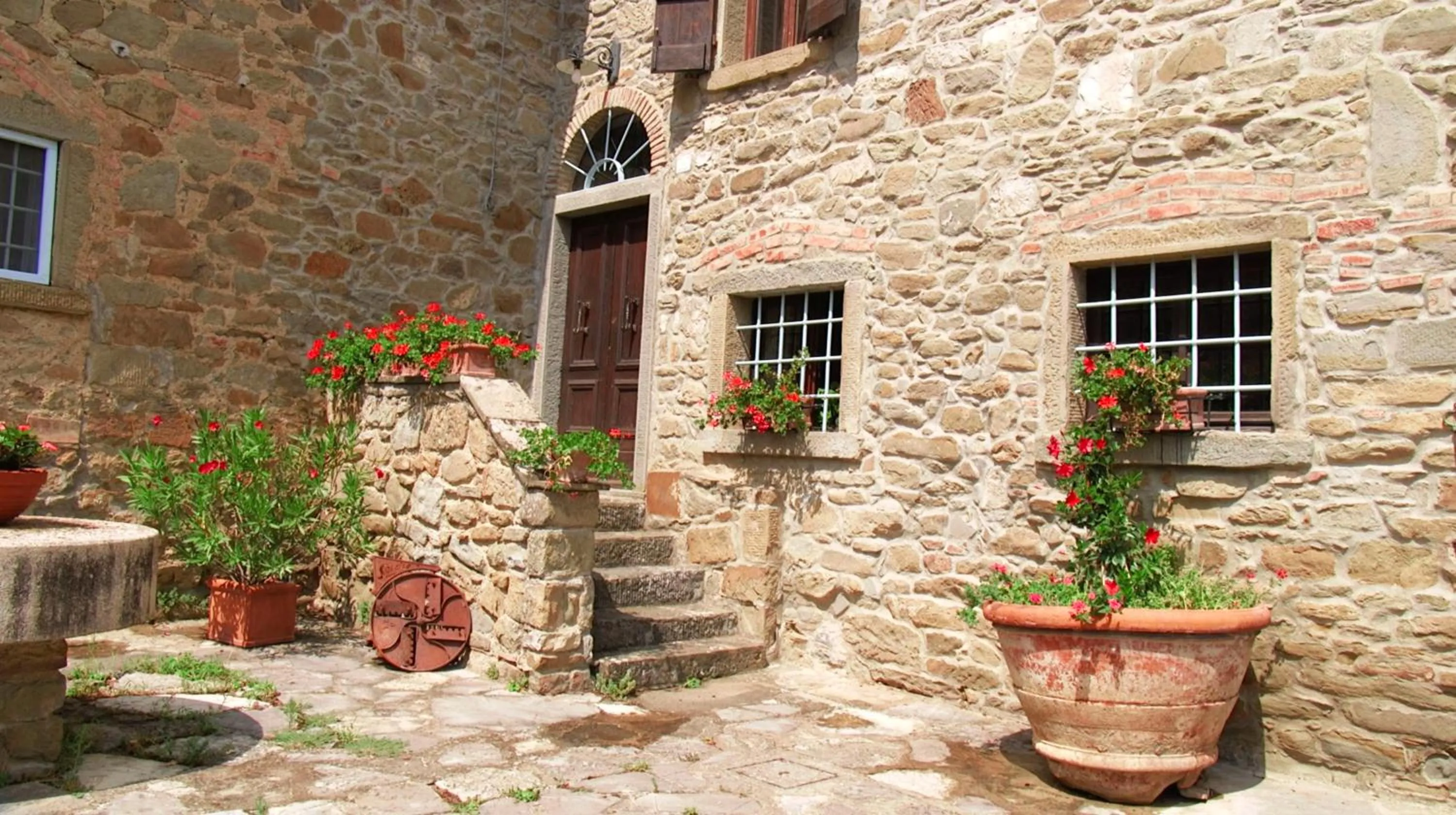 Facade/entrance in Locanda Del Molino