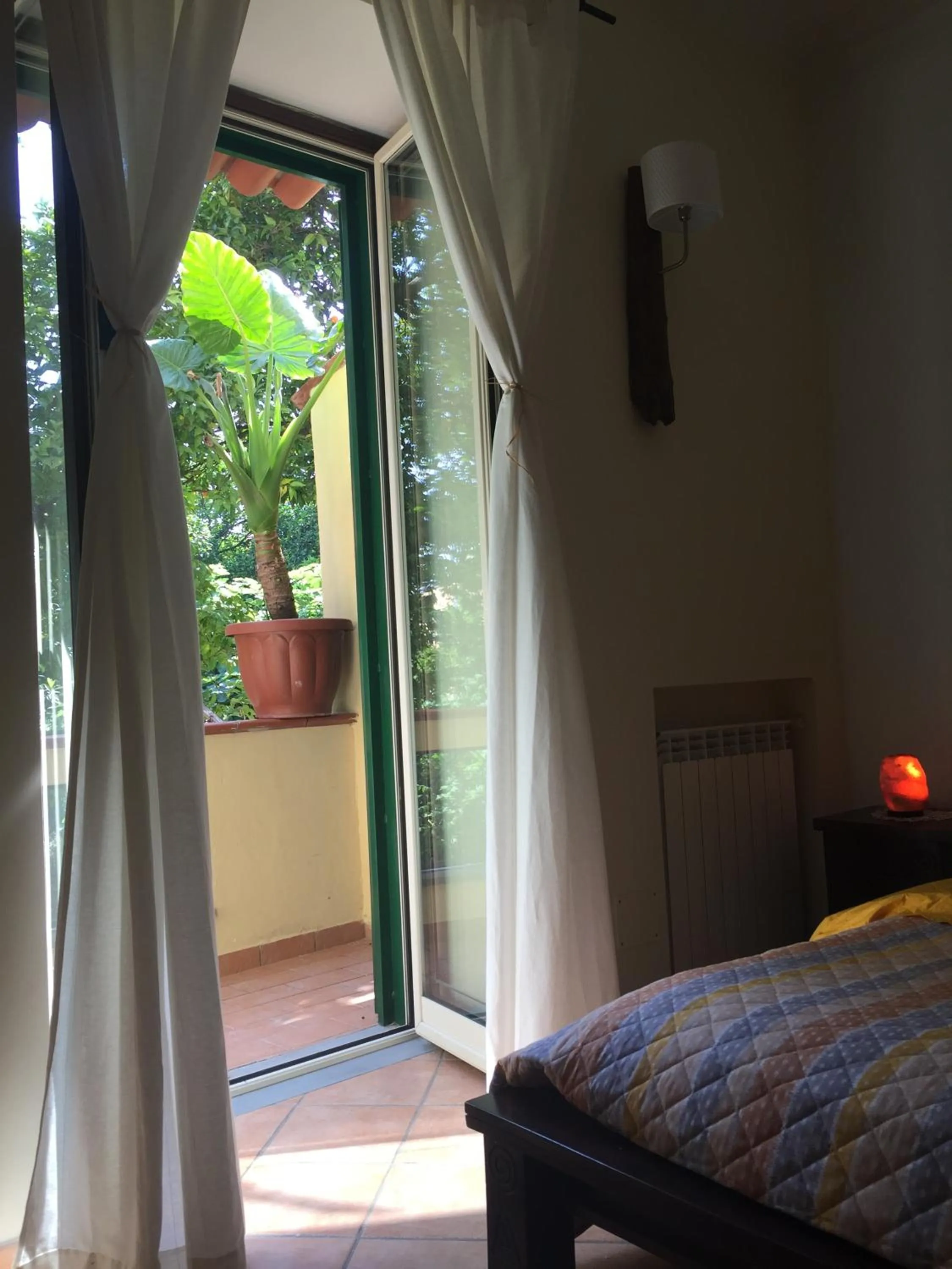 Balcony/Terrace, Bed in Alla Corte del Re Dimora Storica