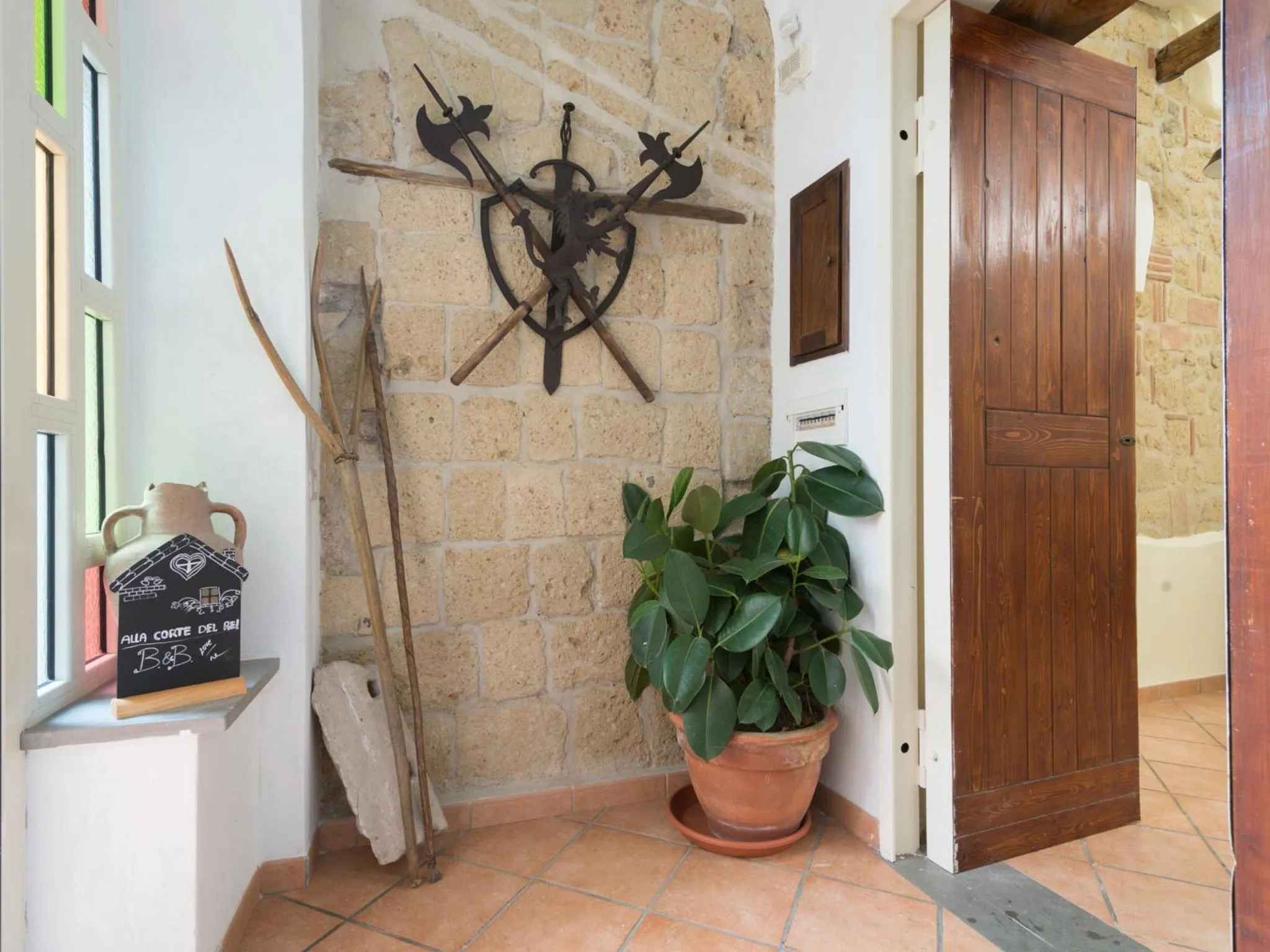 Decorative detail in Alla Corte del Re Dimora Storica