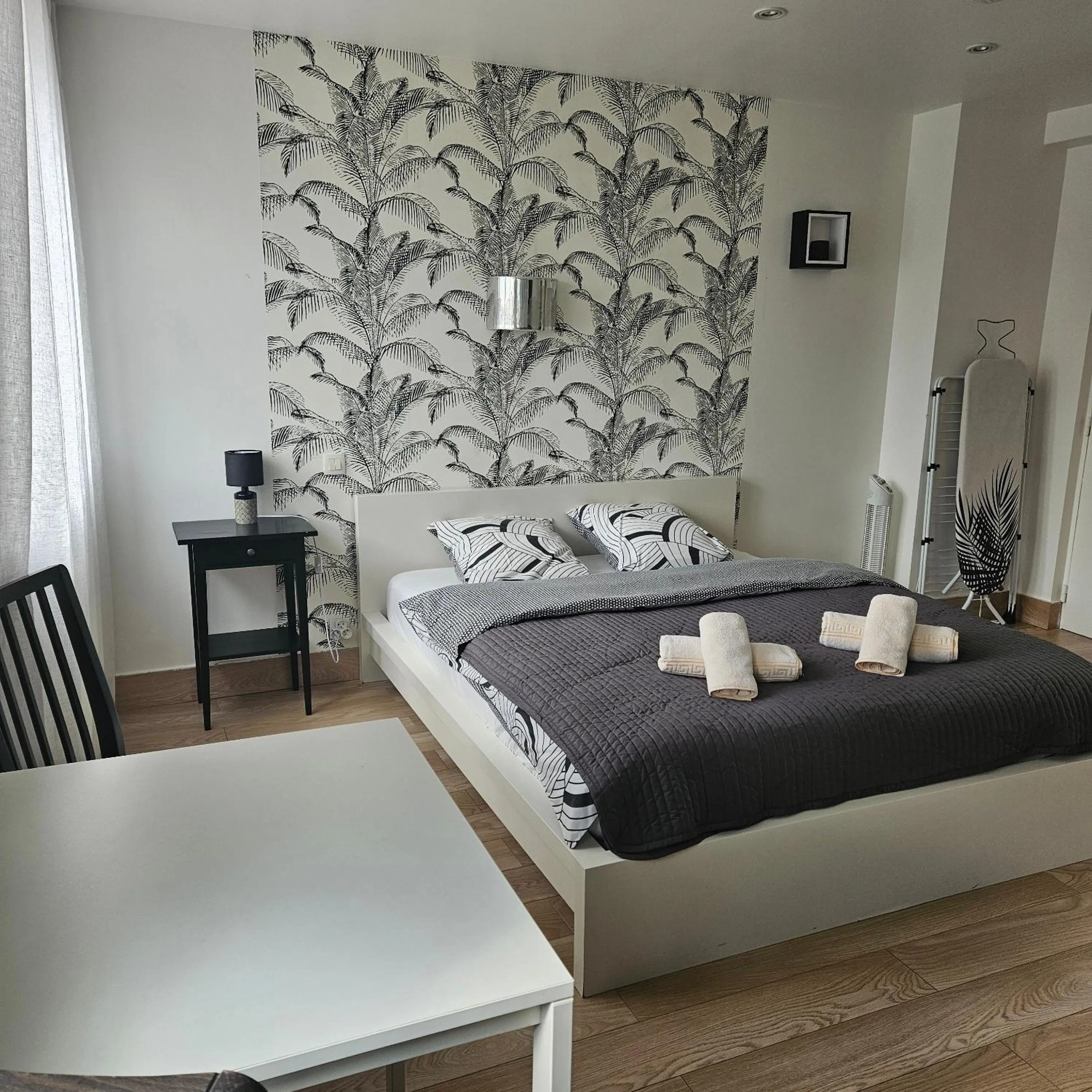 Bed in Résidence Hôtel Le Relais Amélie