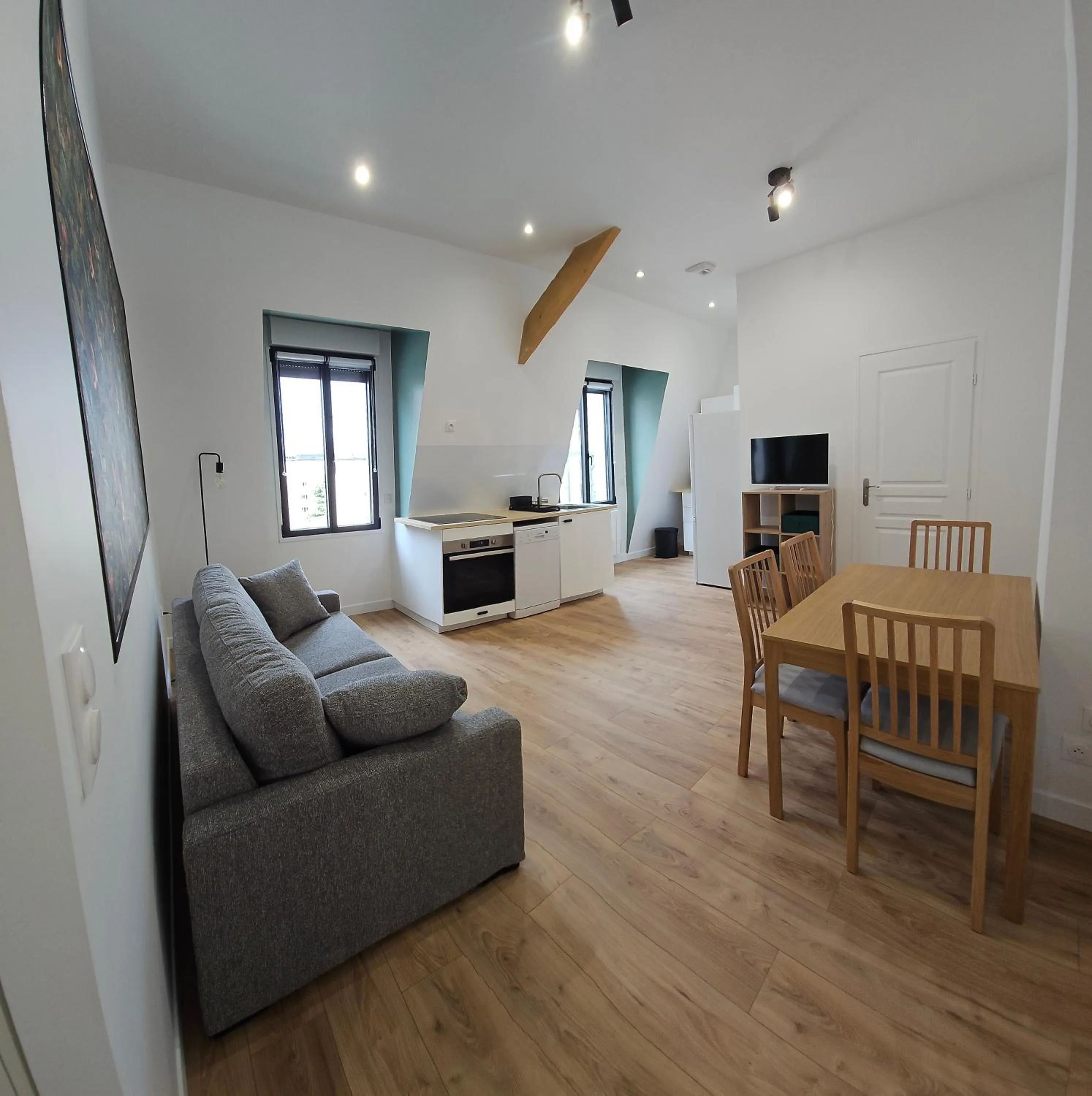 Communal lounge/ TV room in Résidence Hôtel Le Relais Amélie