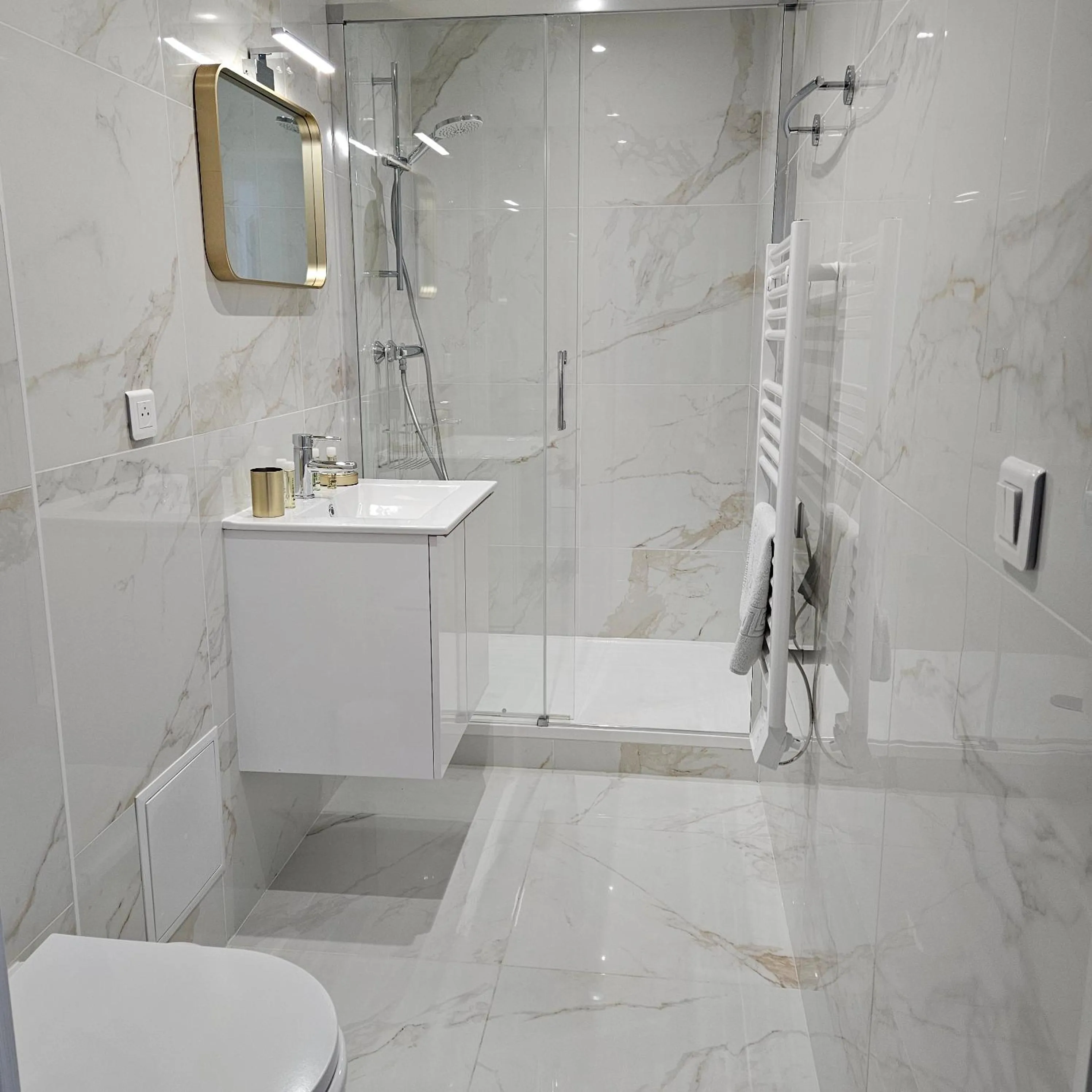 Shower in Résidence Hôtel Le Relais Amélie