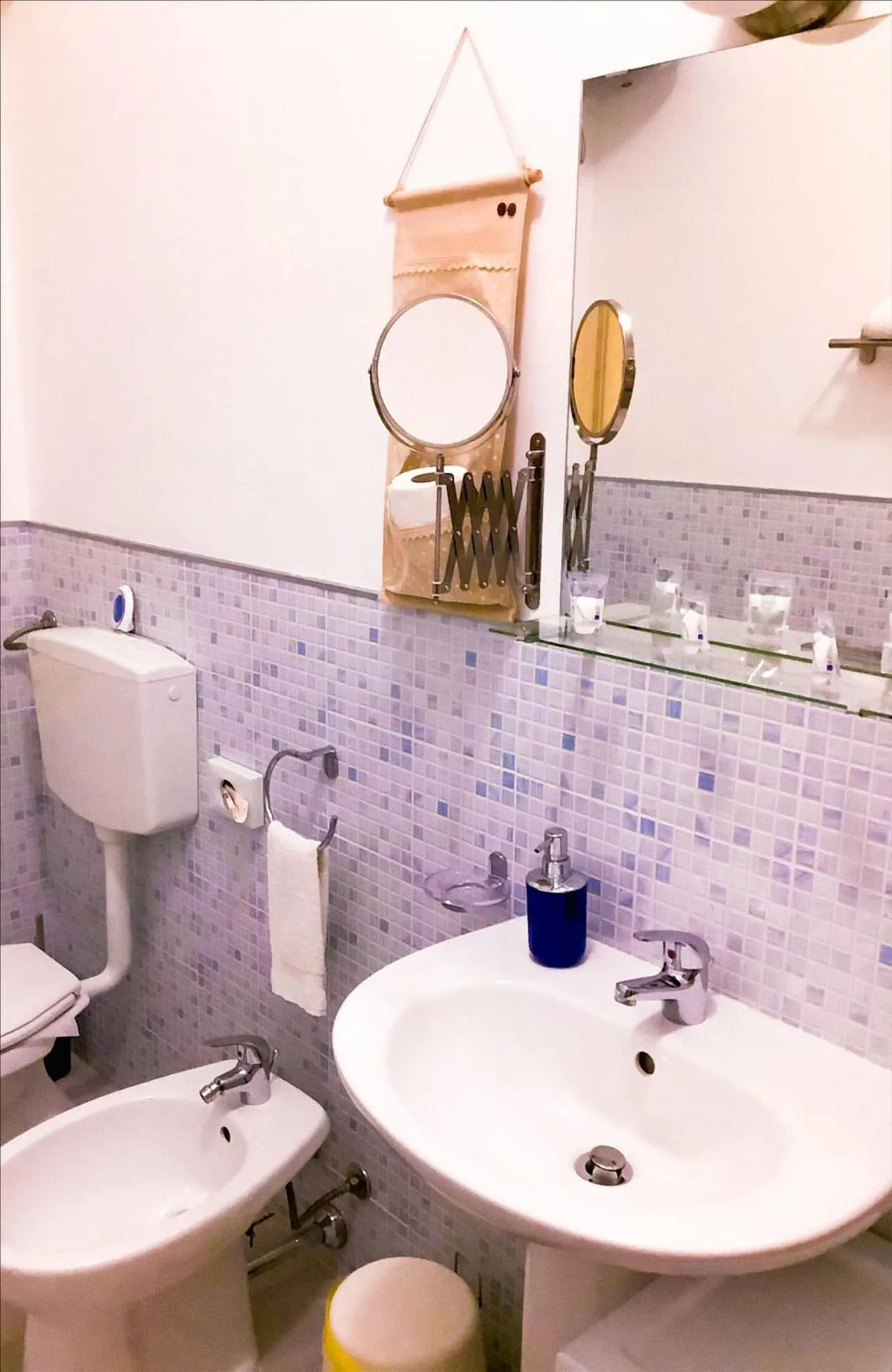 Shower in B&B MaryJosè