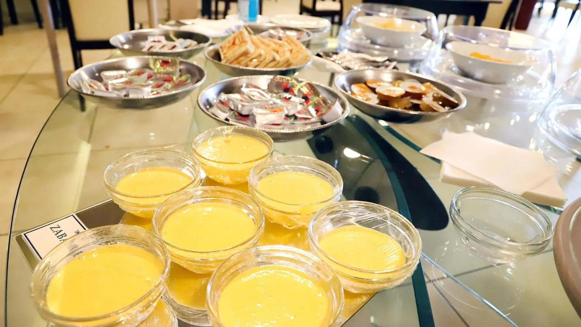 Restaurant/places to eat in Hotel Europa