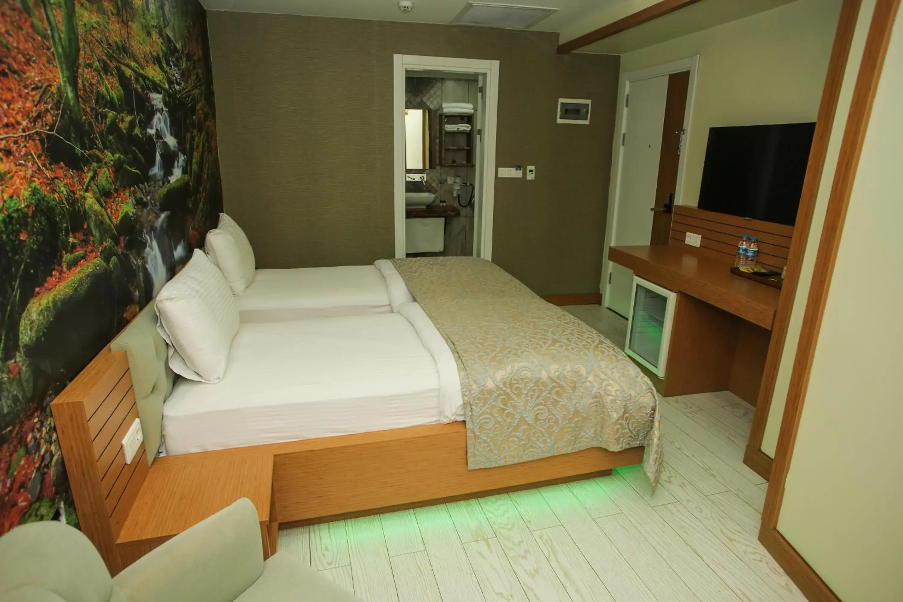 Double or Twin Room with Garden View in Quantum Hotel Double or Twin Room with Garden View in Quantum Hotel
