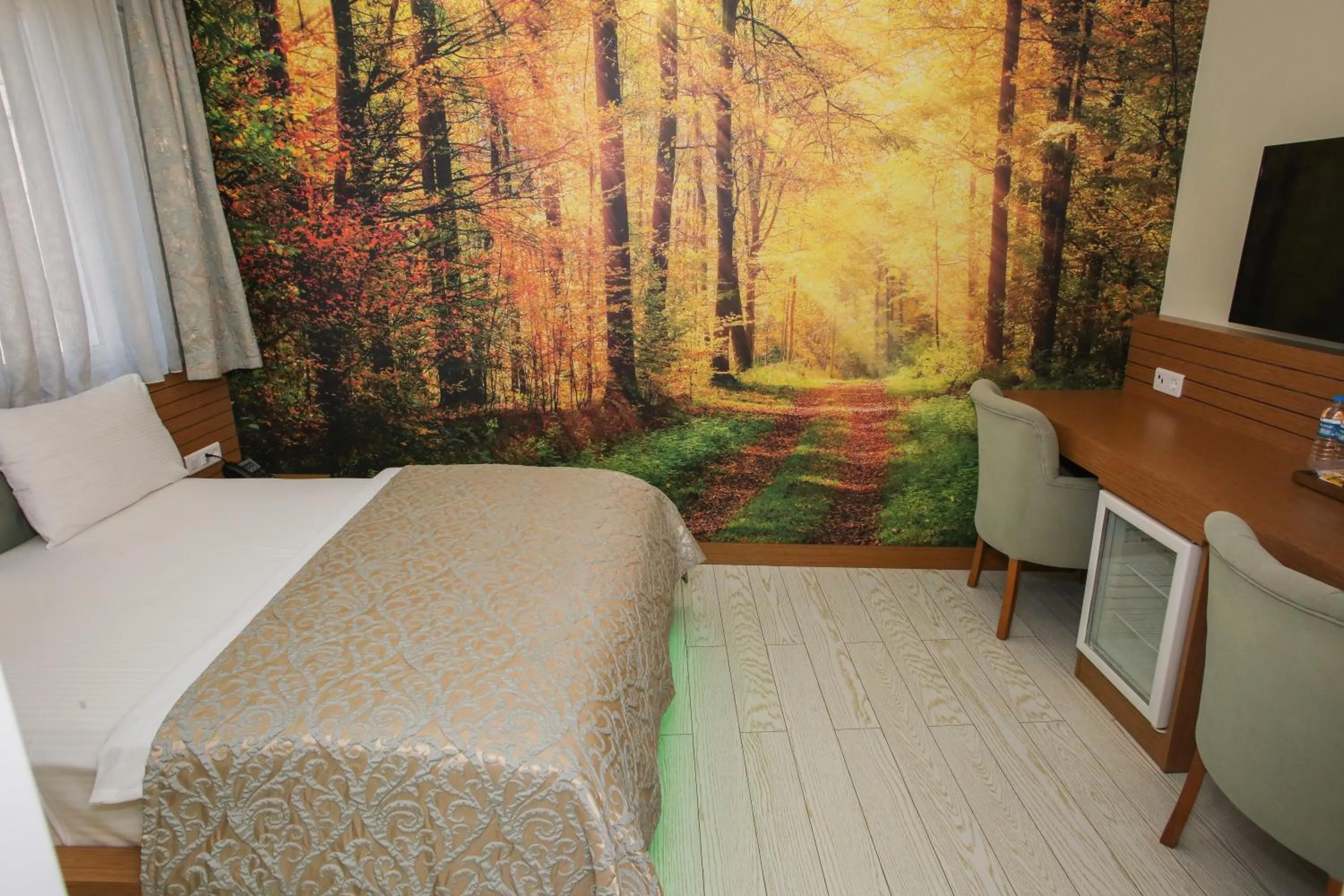 Bedroom, Bed in Quantum Hotel