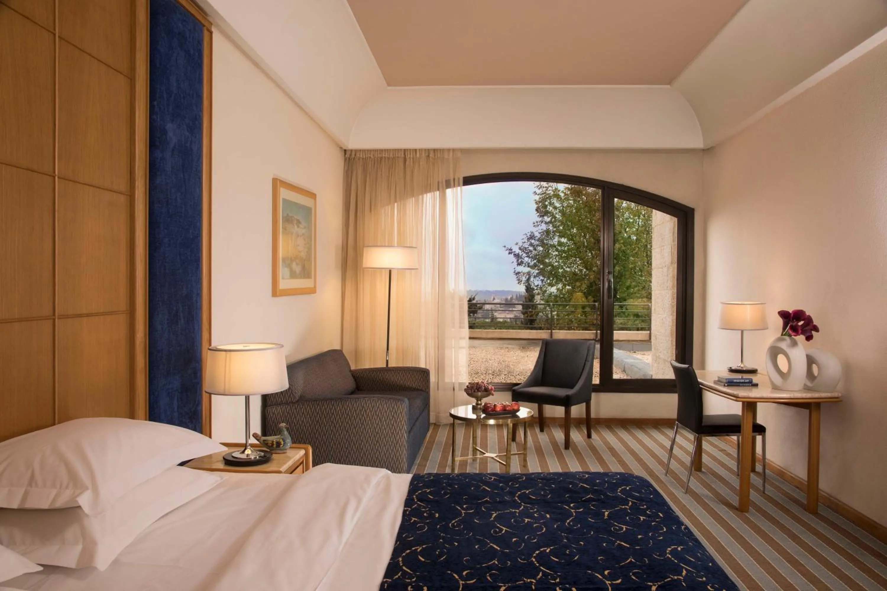 Bed in Dan Jerusalem Hotel