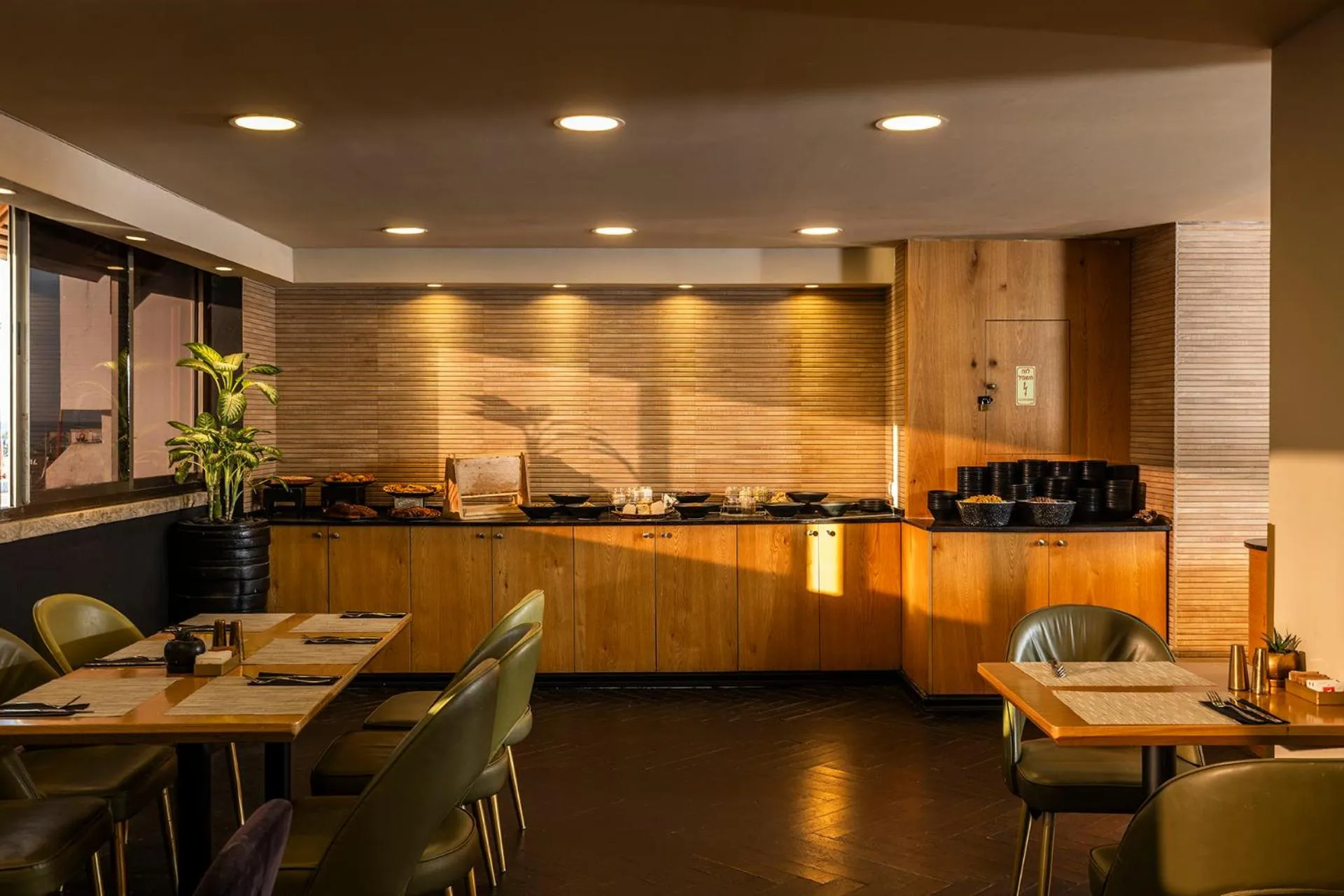 Restaurant/places to eat in EVE Eilat by Adam Hotels