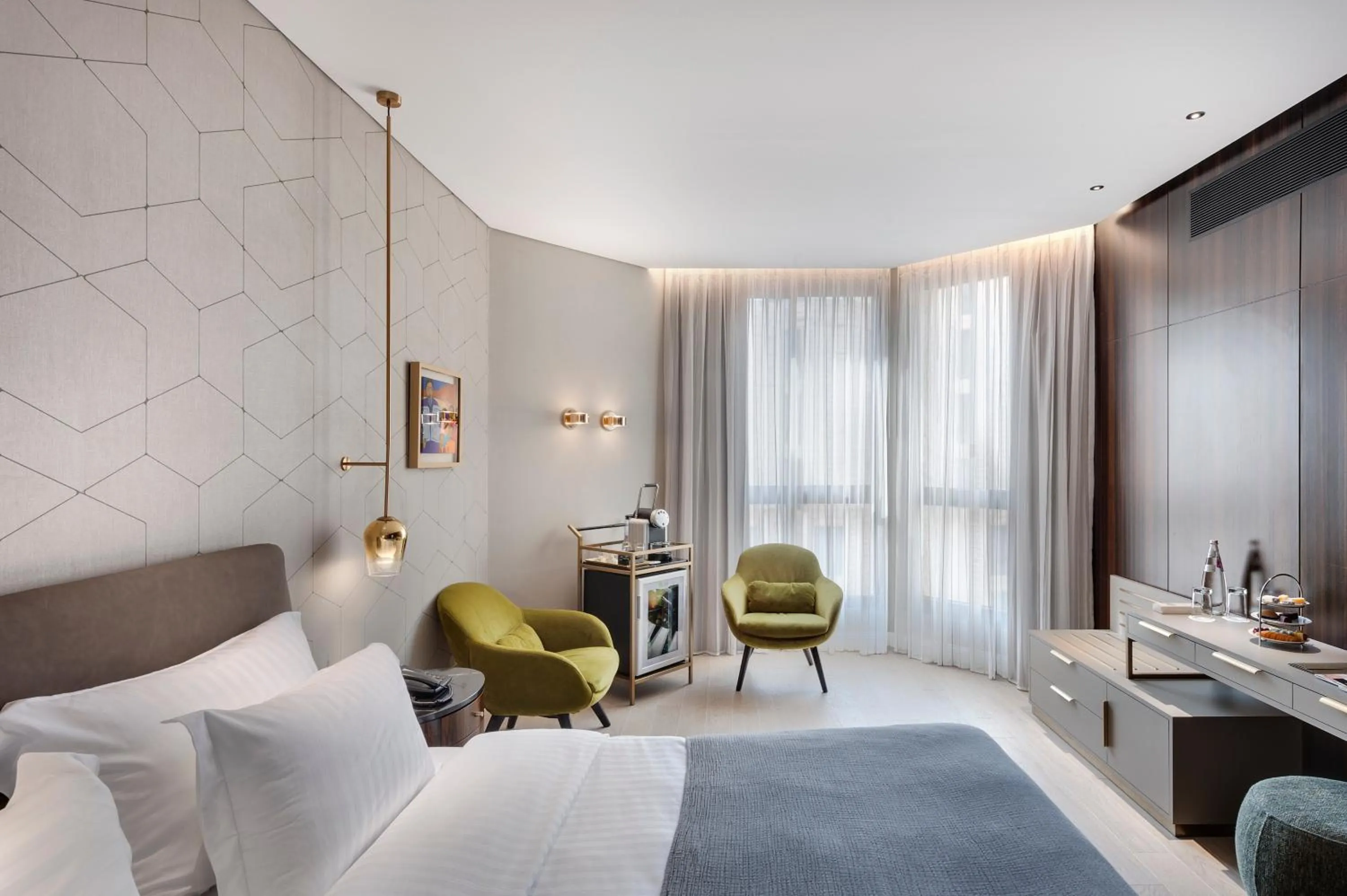 Photo of the whole room, Bed in The Inbal Jerusalem