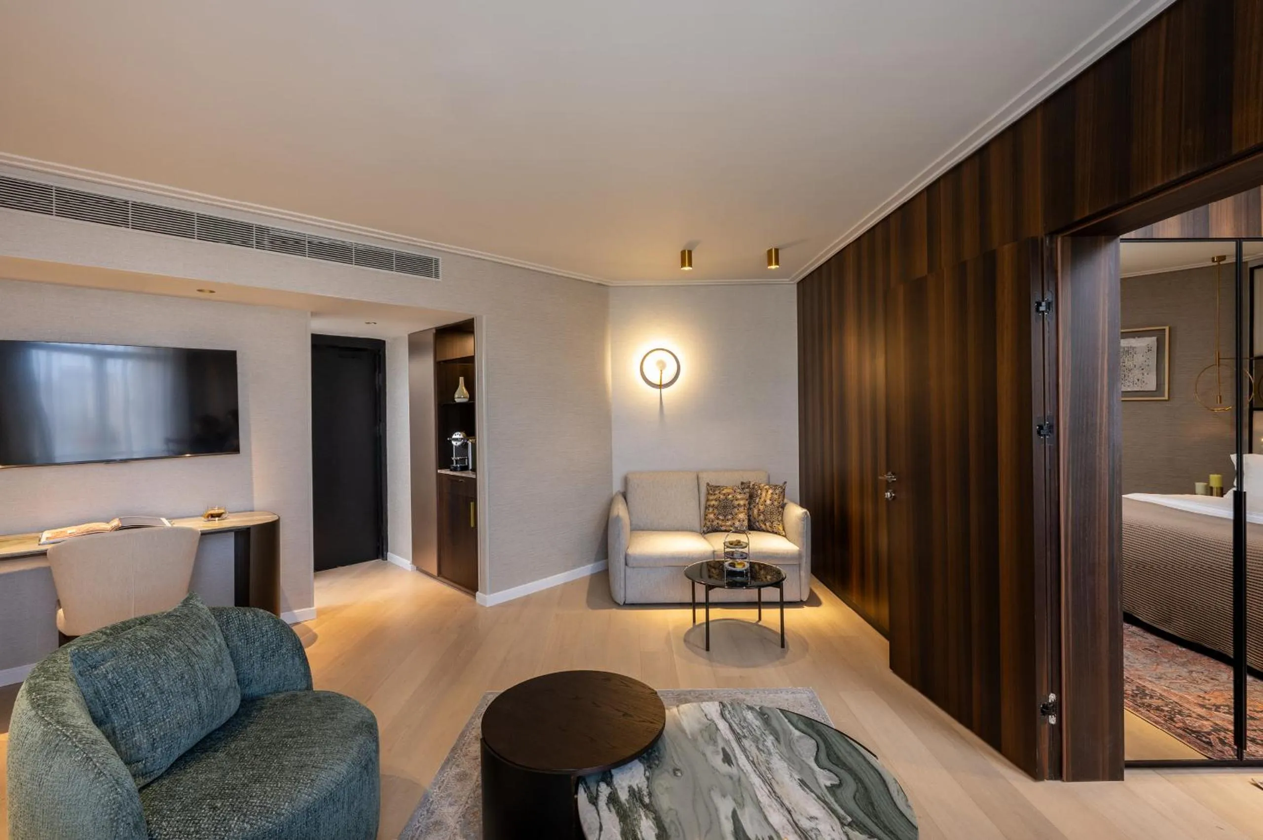 Communal lounge/ TV room, Bed in The Inbal Jerusalem