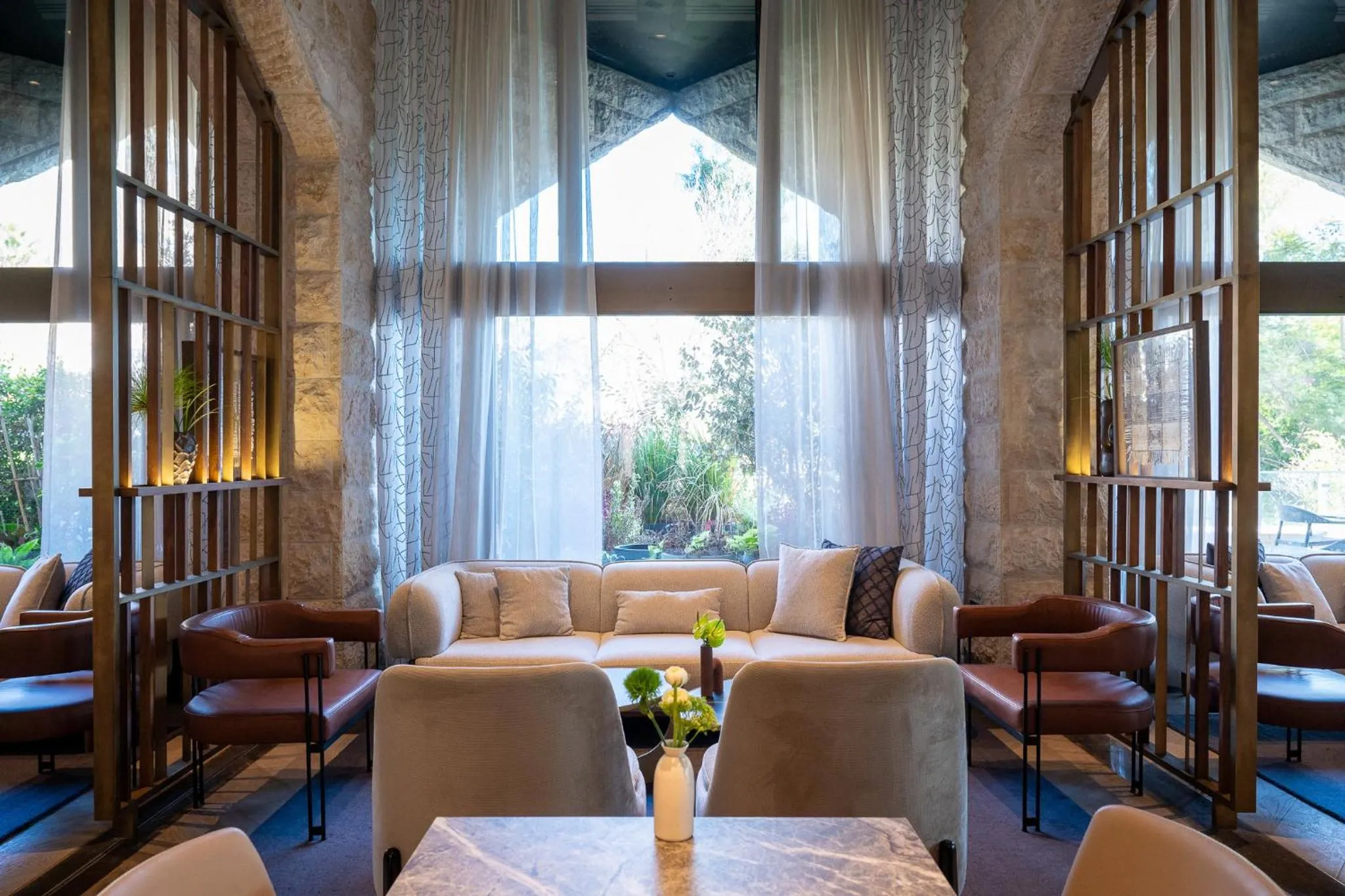 Restaurant/places to eat in The Inbal Jerusalem