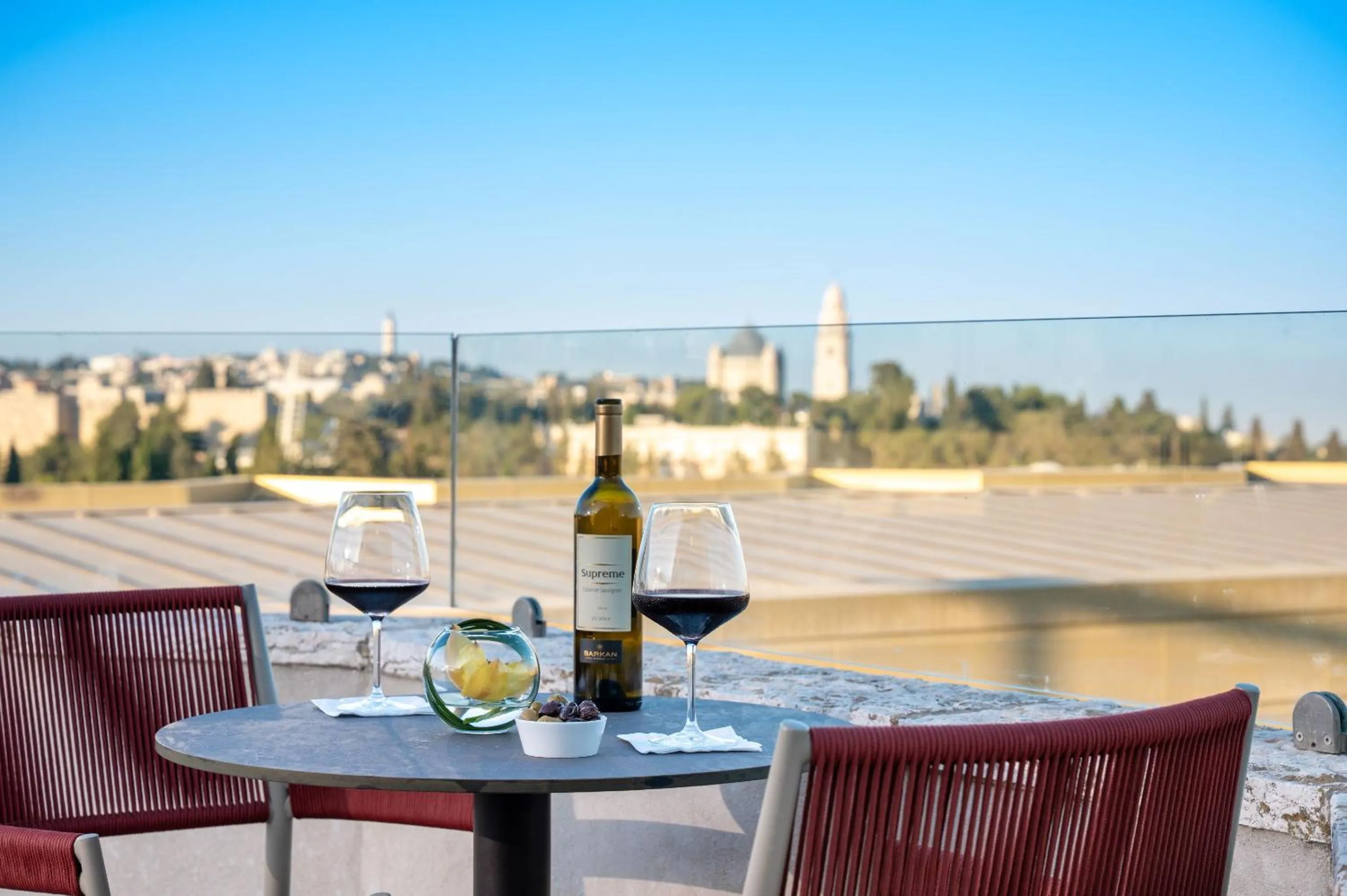 Lounge or bar in The Inbal Jerusalem