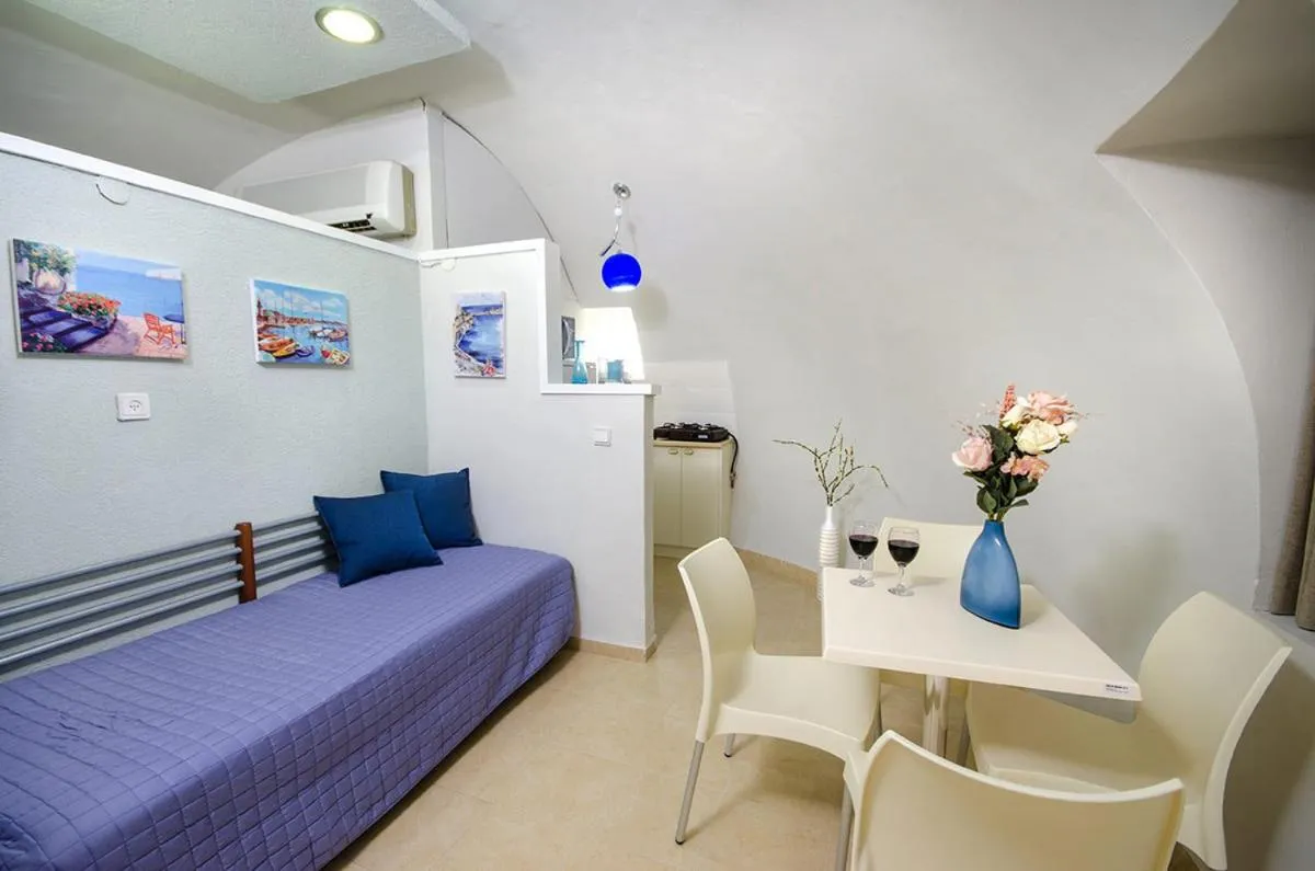 Dining area, Bed in Dor village