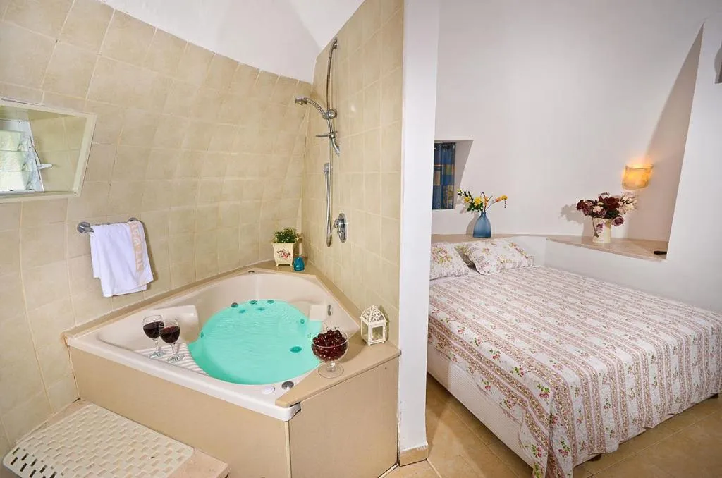 Photo of the whole room, Bed in Dor village