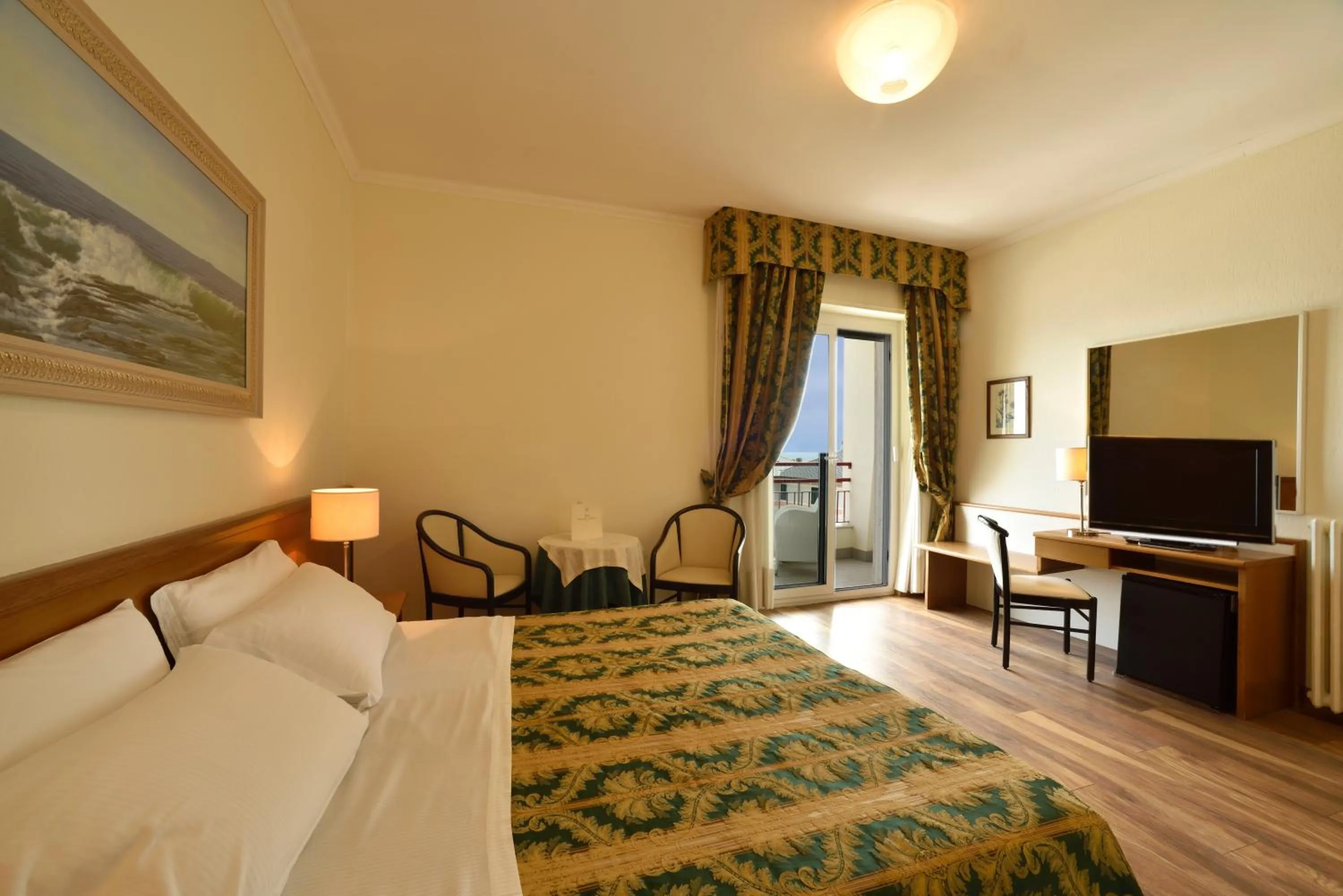 Bedroom in Hotel Europa & Concordia