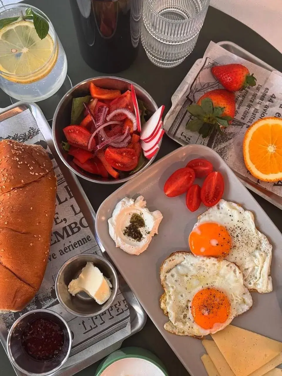 Breakfast in Eden Hotel Breakfast in Eden Hotel