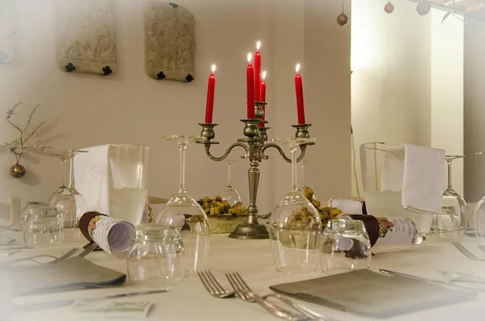 Restaurant/places to eat in Hotel Touring