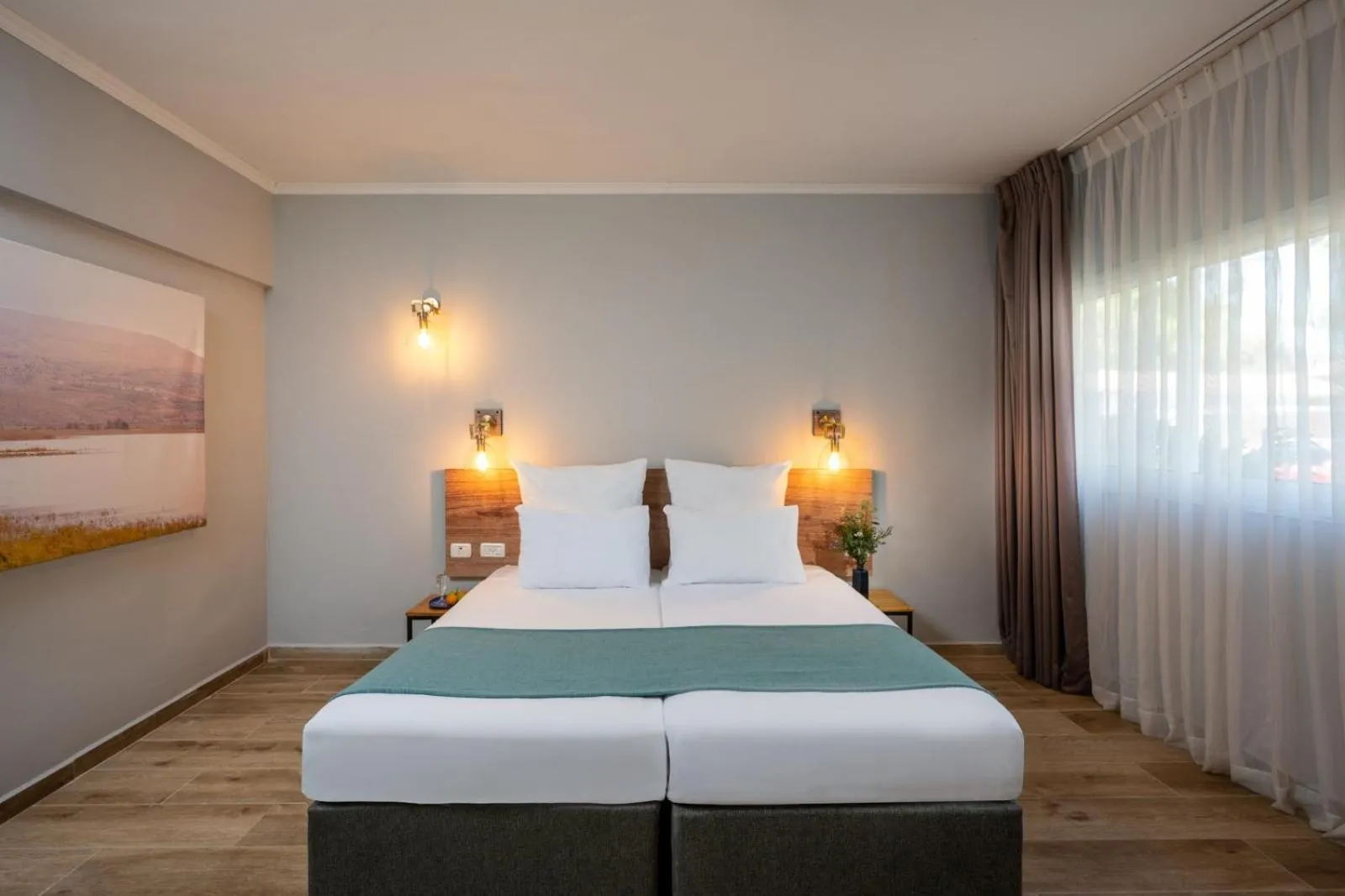 Bedroom, Bed in Jacob Ohalo Kinneret