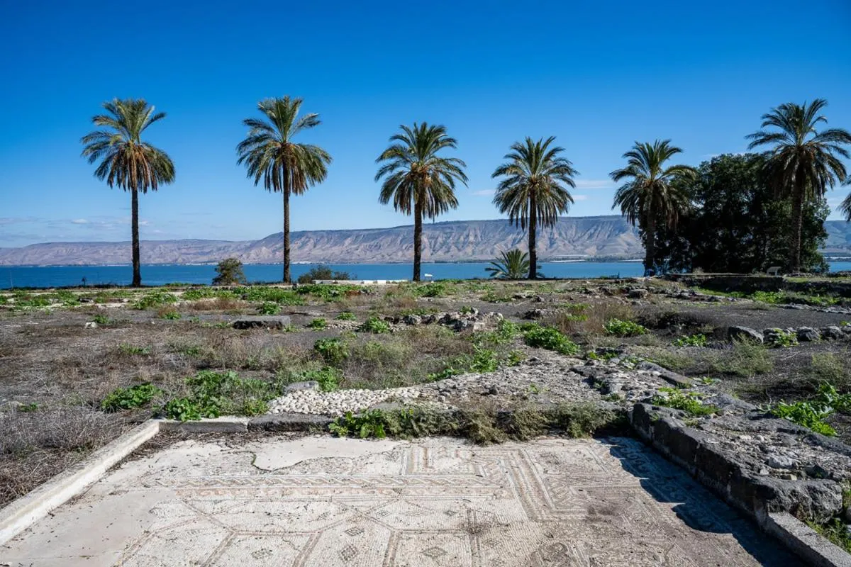 Day in Jacob Ohalo Kinneret