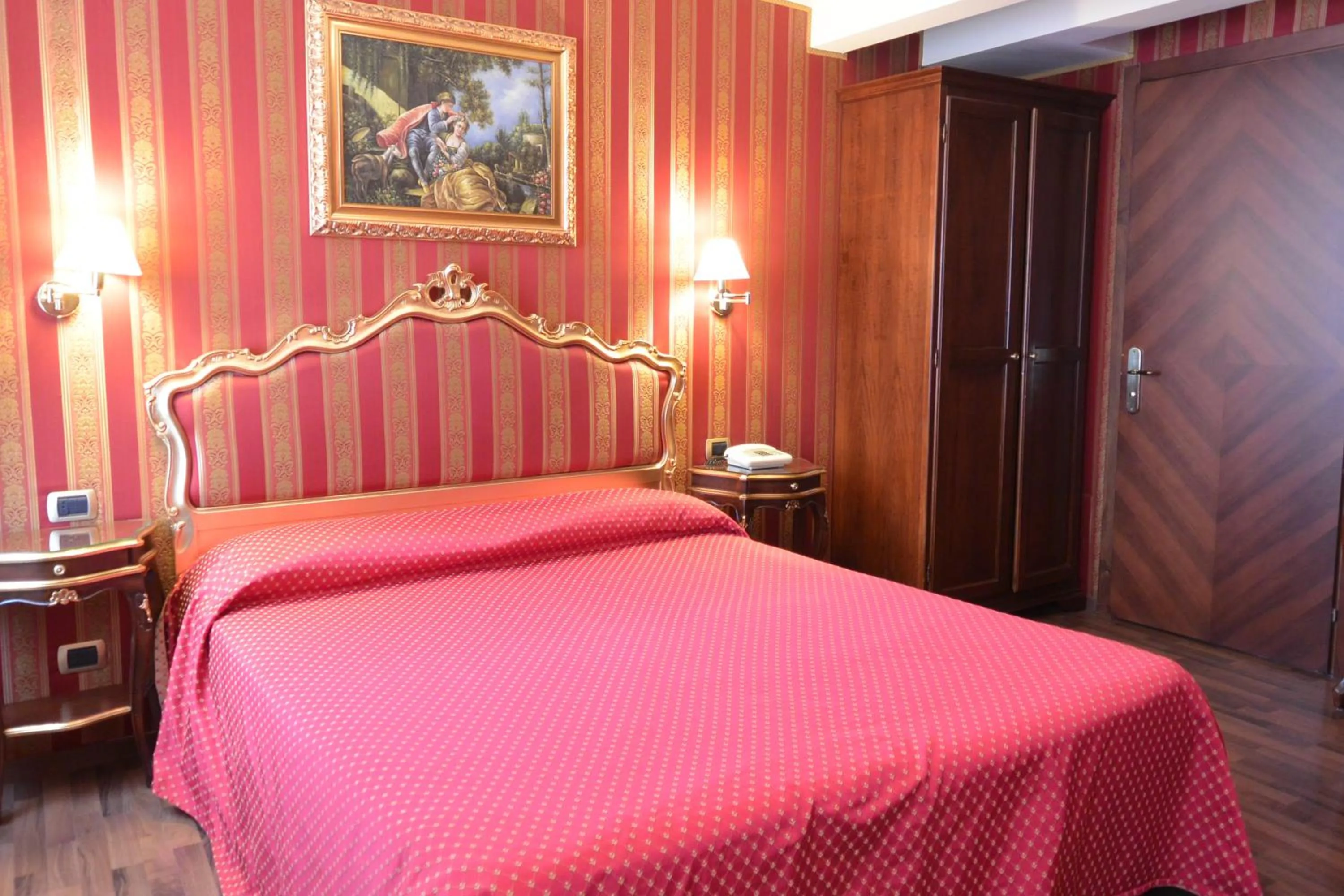 Photo of the whole room, Bed in Hotel Città Di Milano