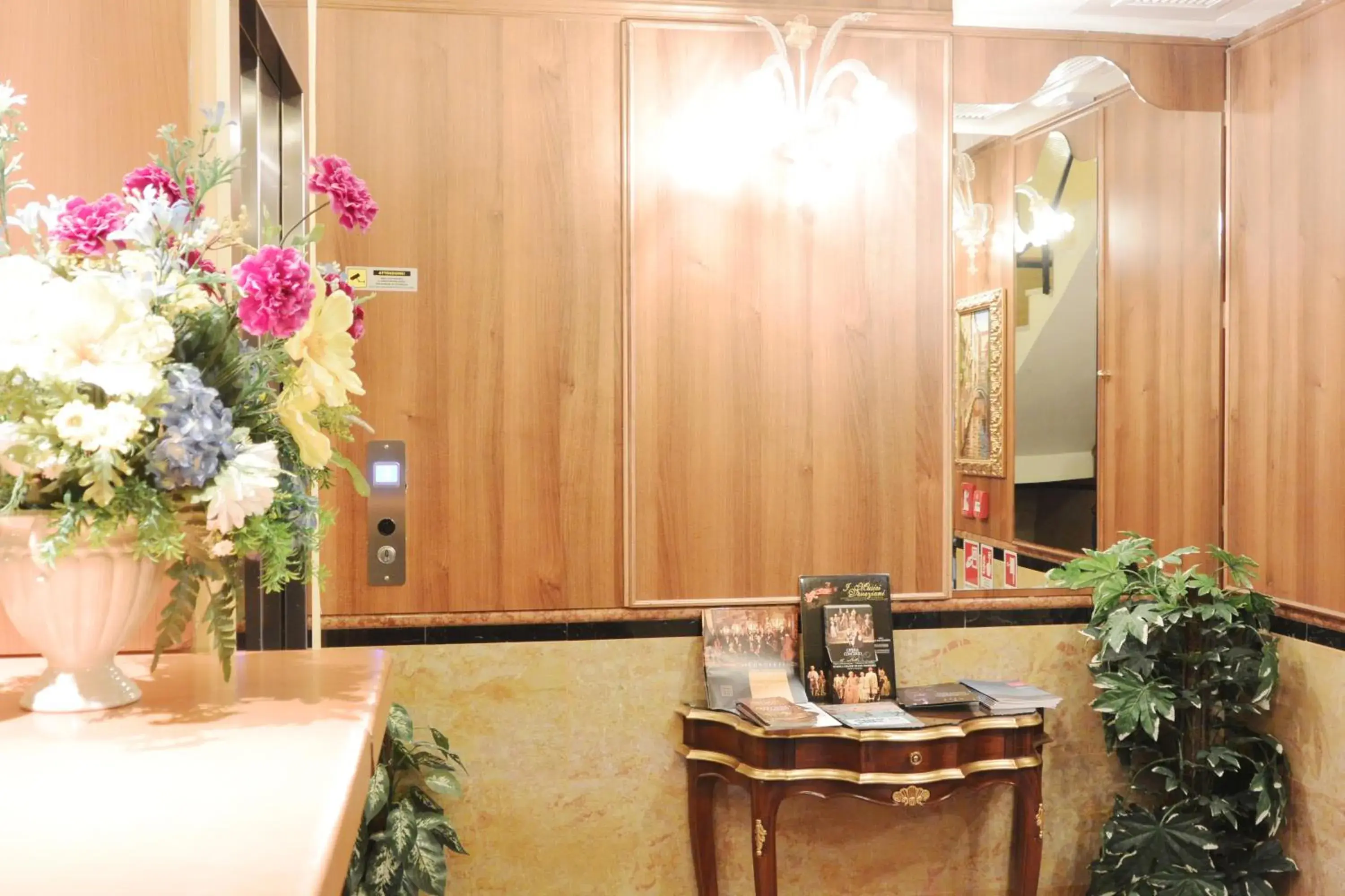 Lobby or reception in Hotel Città Di Milano Lobby or reception in Hotel Città Di Milano