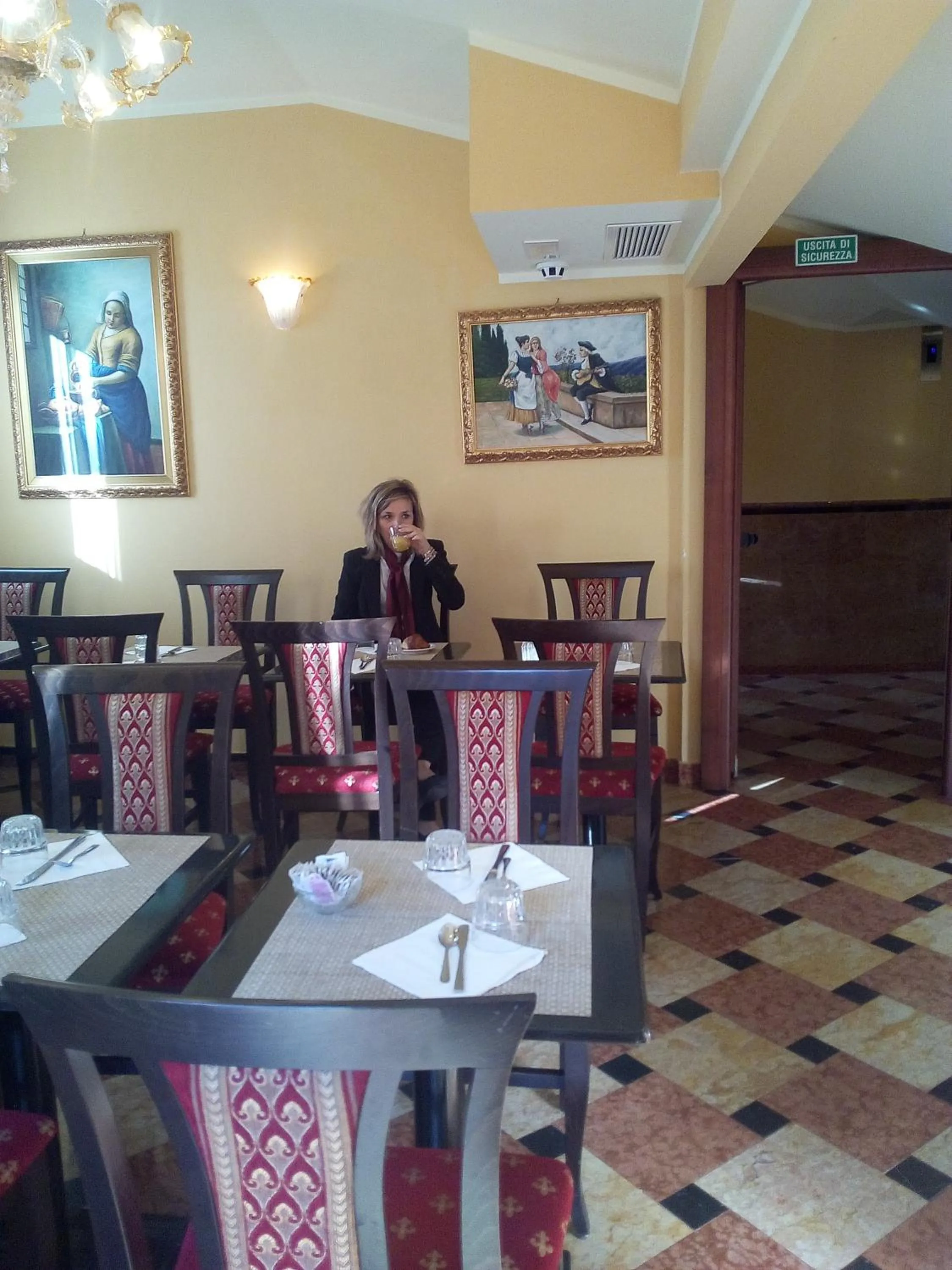 Buffet breakfast in Hotel Città Di Milano