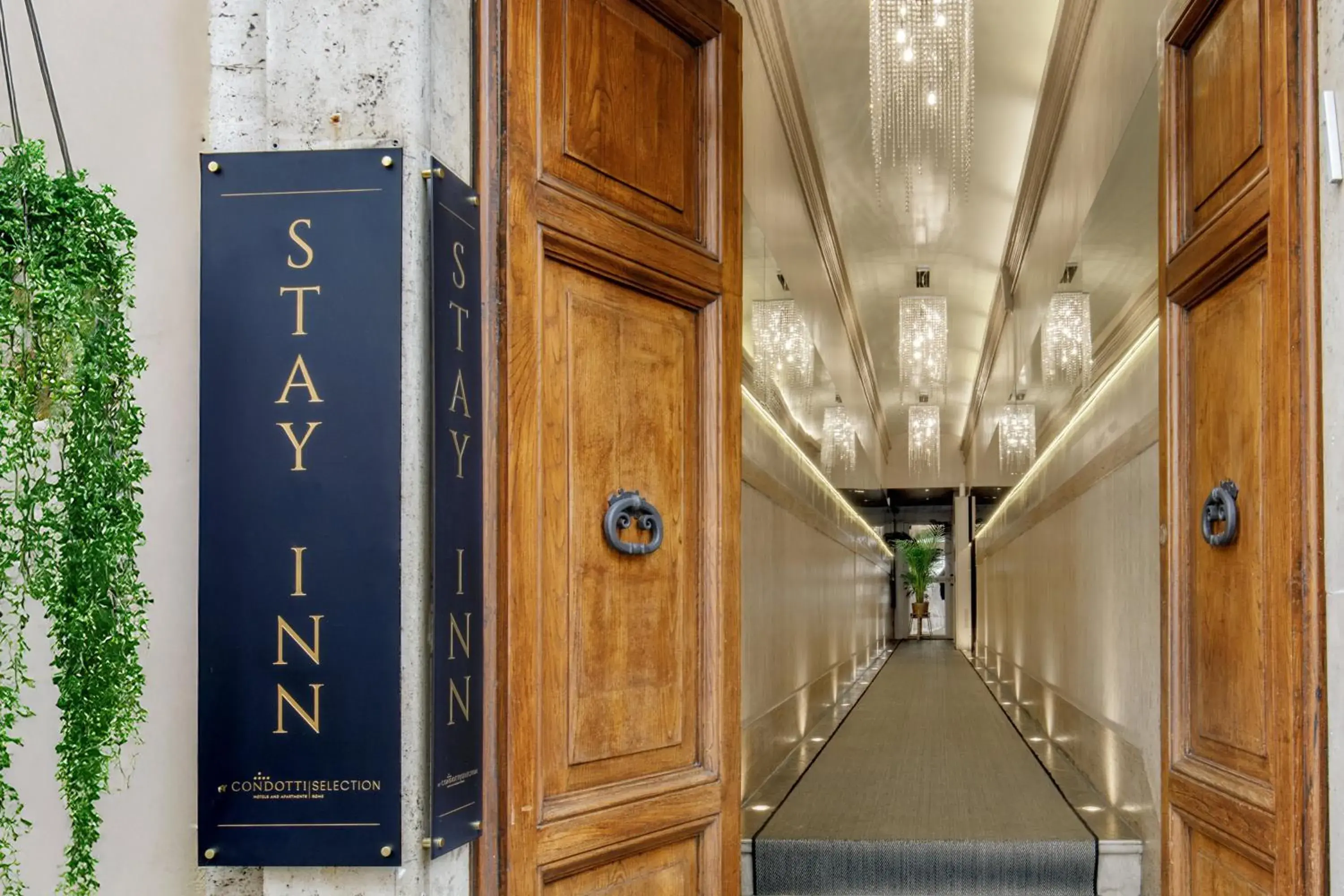 Facade/entrance in Stay Inn Rome Via Del Corso Facade/entrance in Stay Inn Rome Via Del Corso