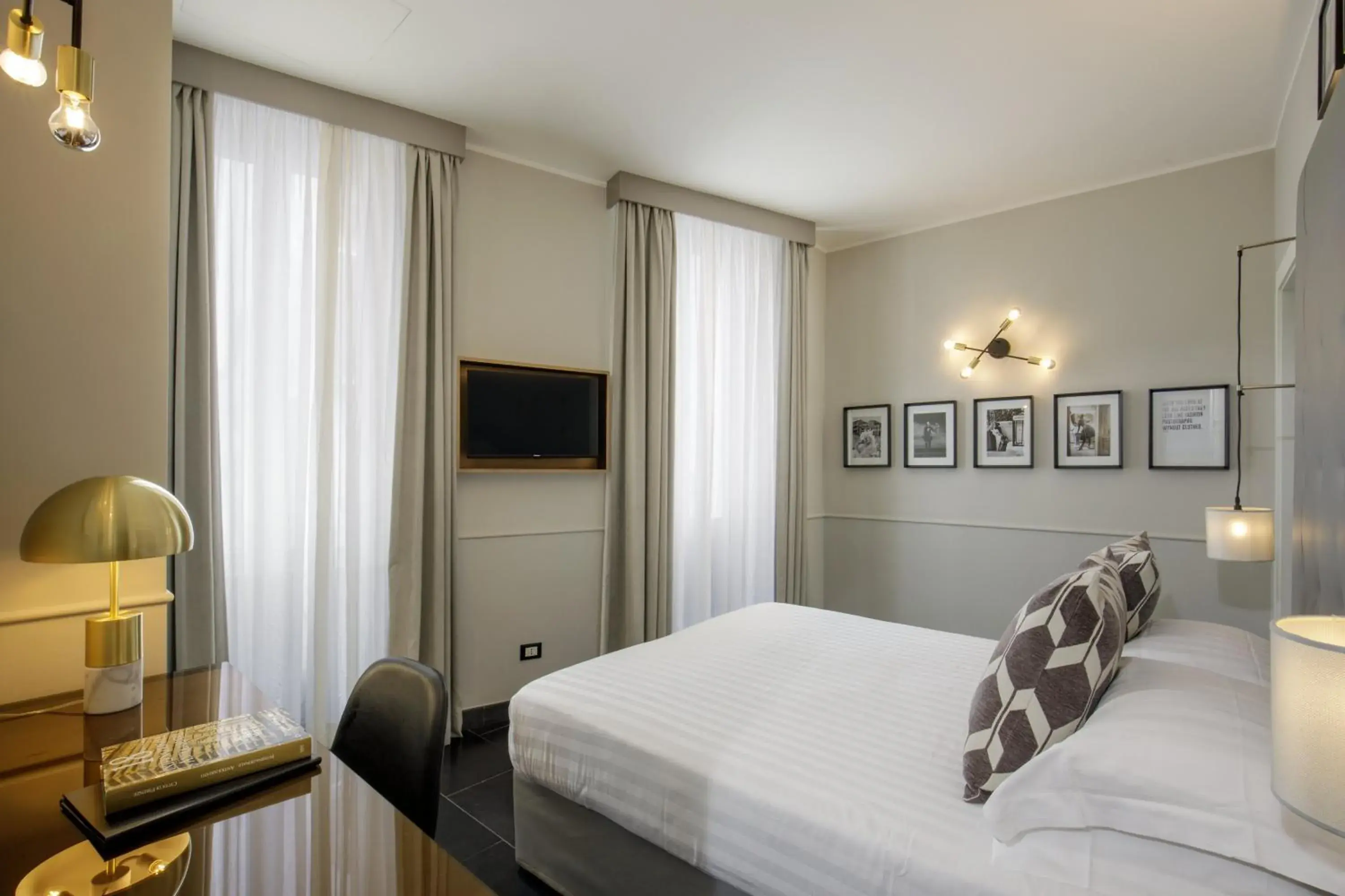 Bedroom, Bed in Stay Inn Rome Via Del Corso Bedroom, Bed in Stay Inn Rome Via Del Corso