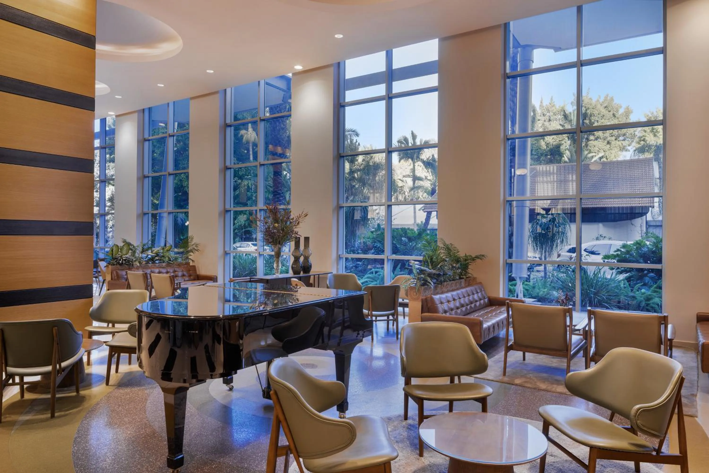 Lobby or reception in Kfar Maccabiah Business & Sport Hotel