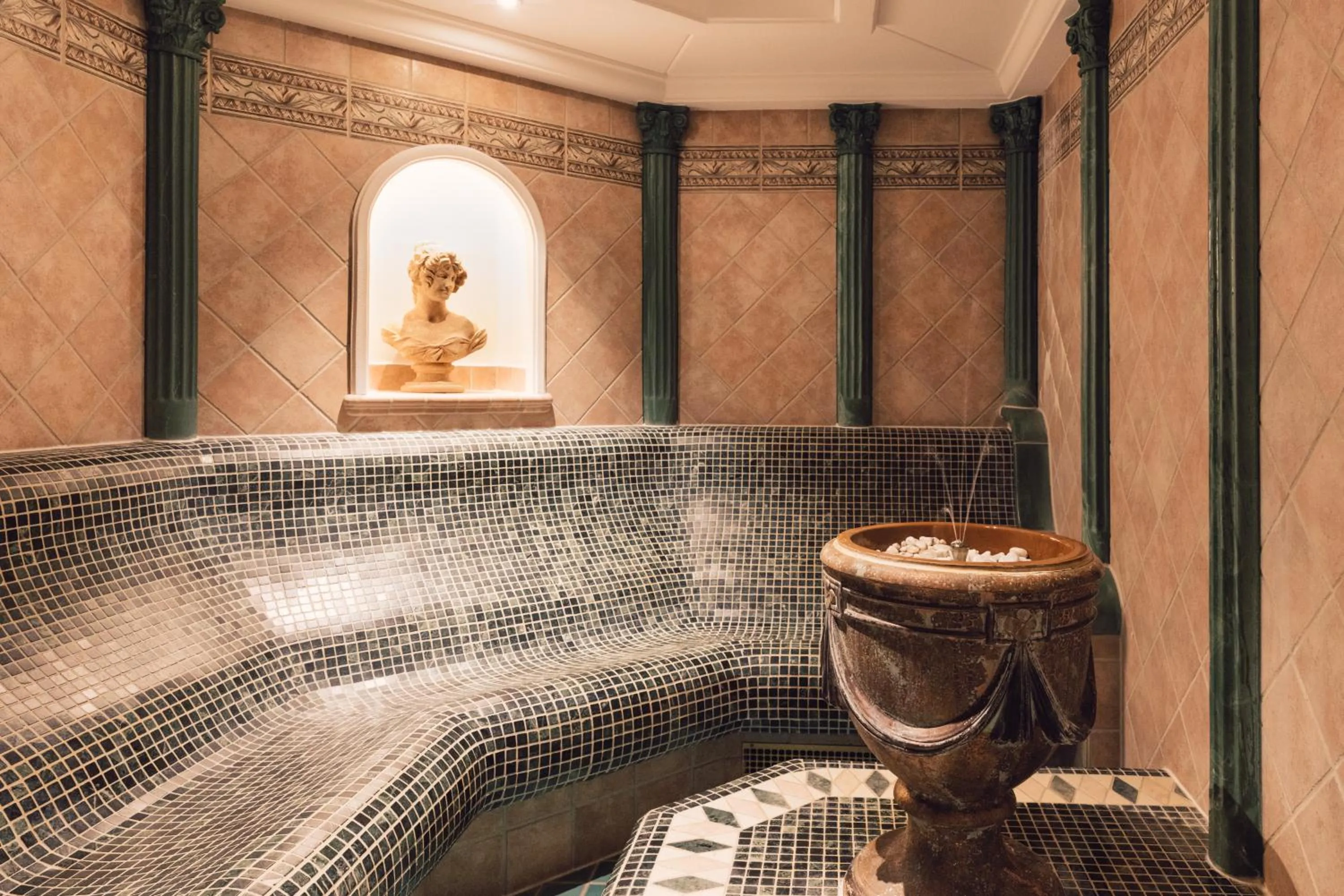 Sauna in Wellness Refugium & Resort Hotel Alpin Royal - Small Luxury Hotels of the World