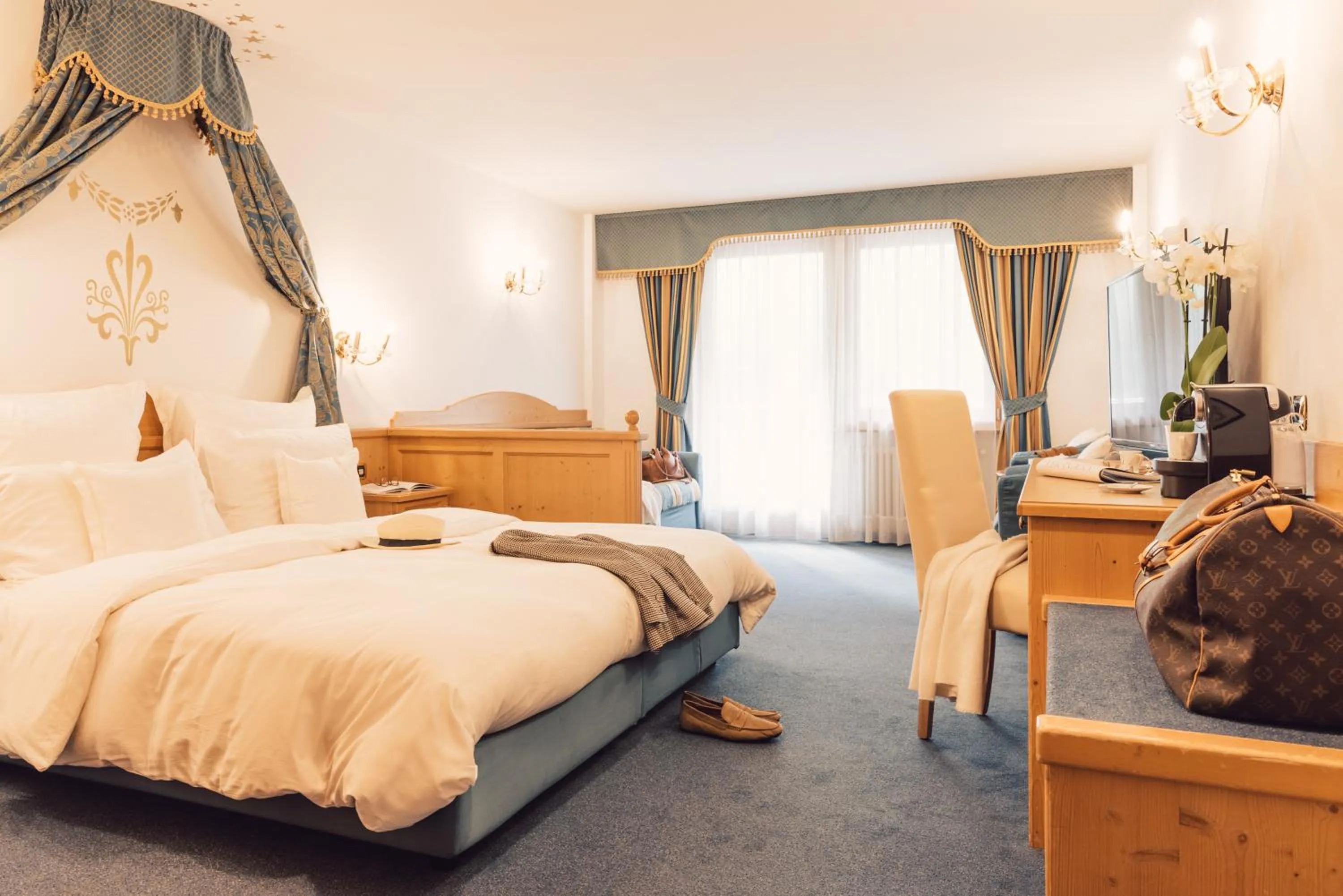 Bed in Wellness Refugium & Resort Hotel Alpin Royal - Small Luxury Hotels of the World