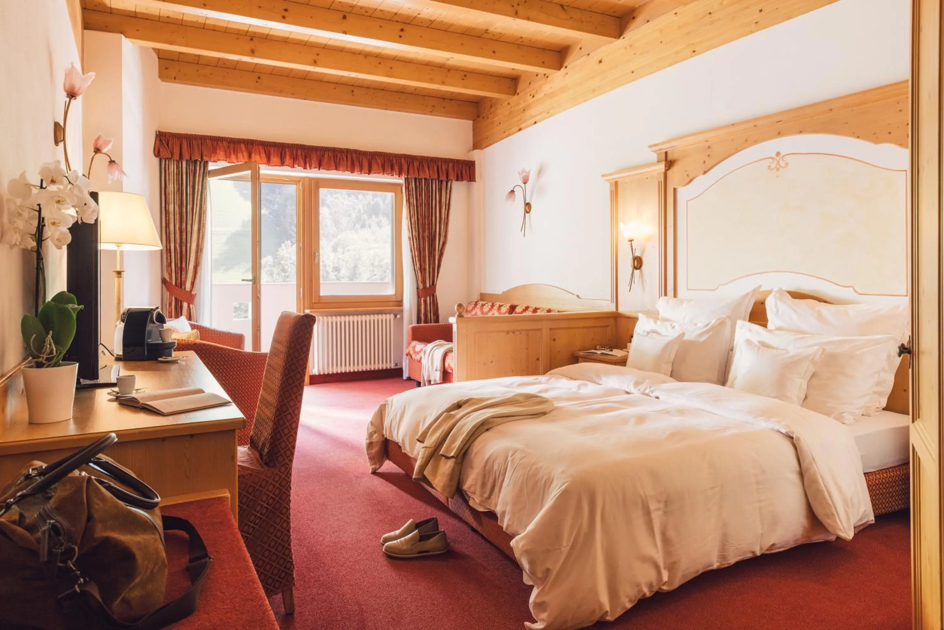 Bed in Wellness Refugium & Resort Hotel Alpin Royal - Small Luxury Hotels of the World