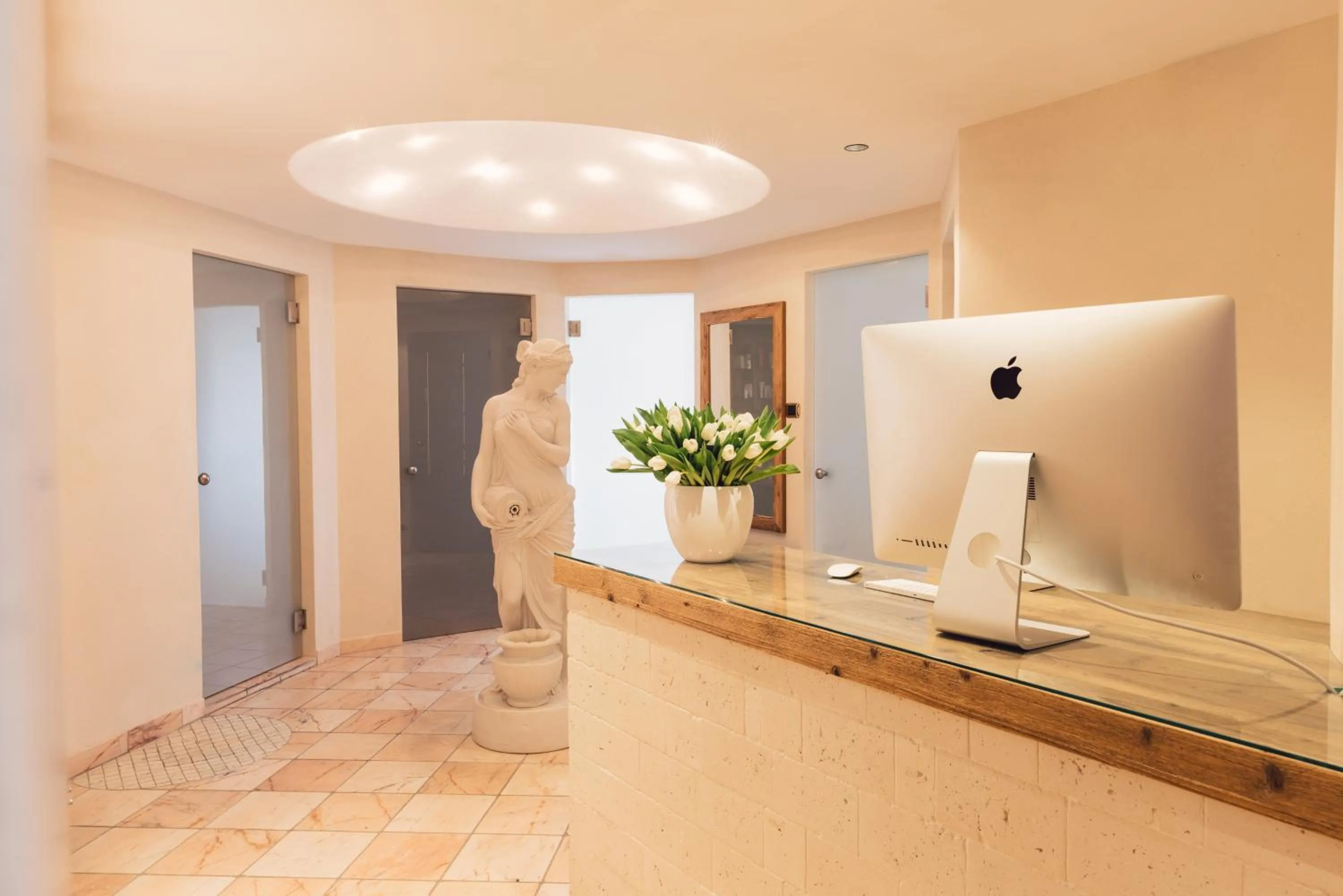 Lobby or reception in Wellness Refugium & Resort Hotel Alpin Royal - Small Luxury Hotels of the World