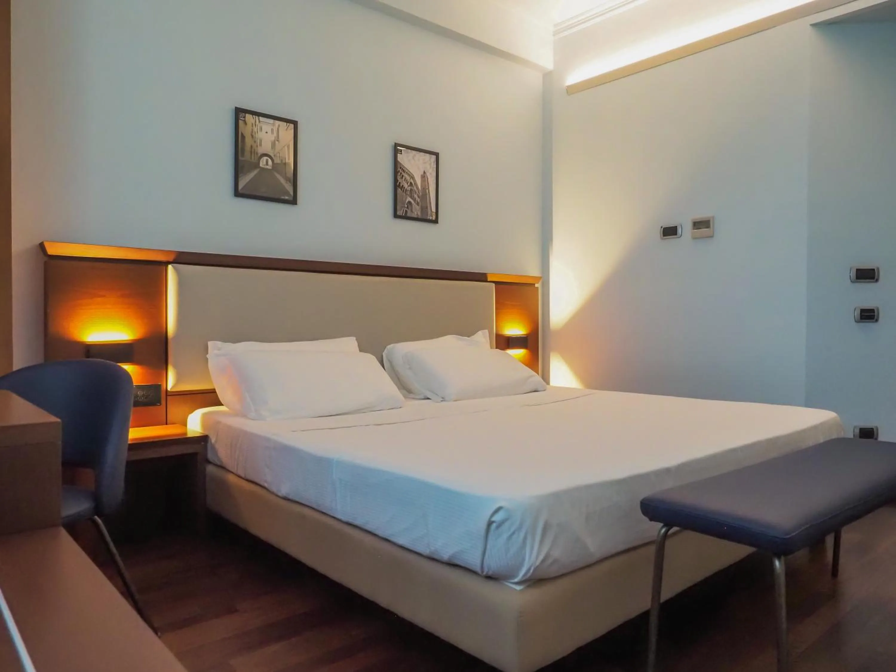 Bed in Dado Hotel International