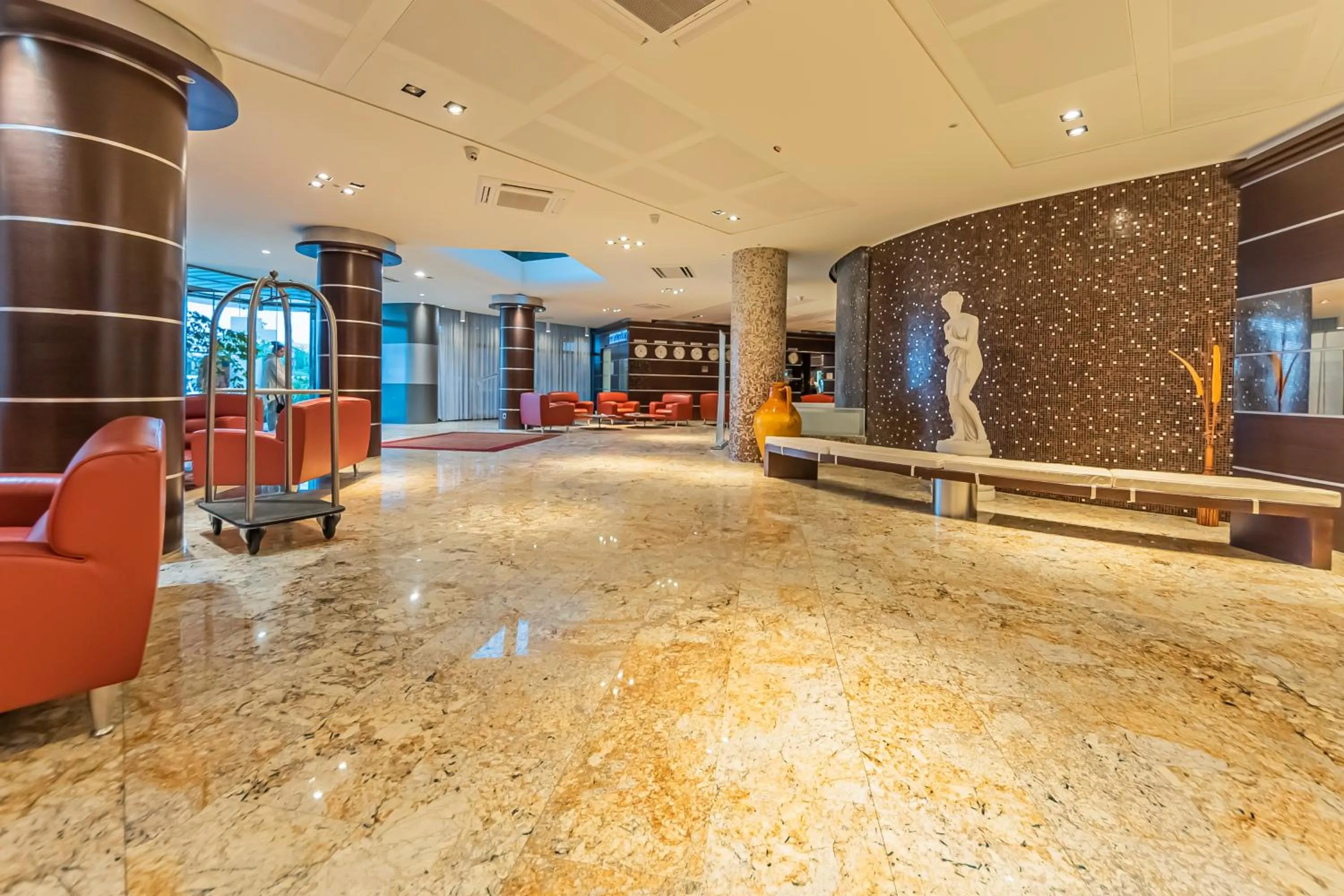 Lobby or reception in Dado Hotel International