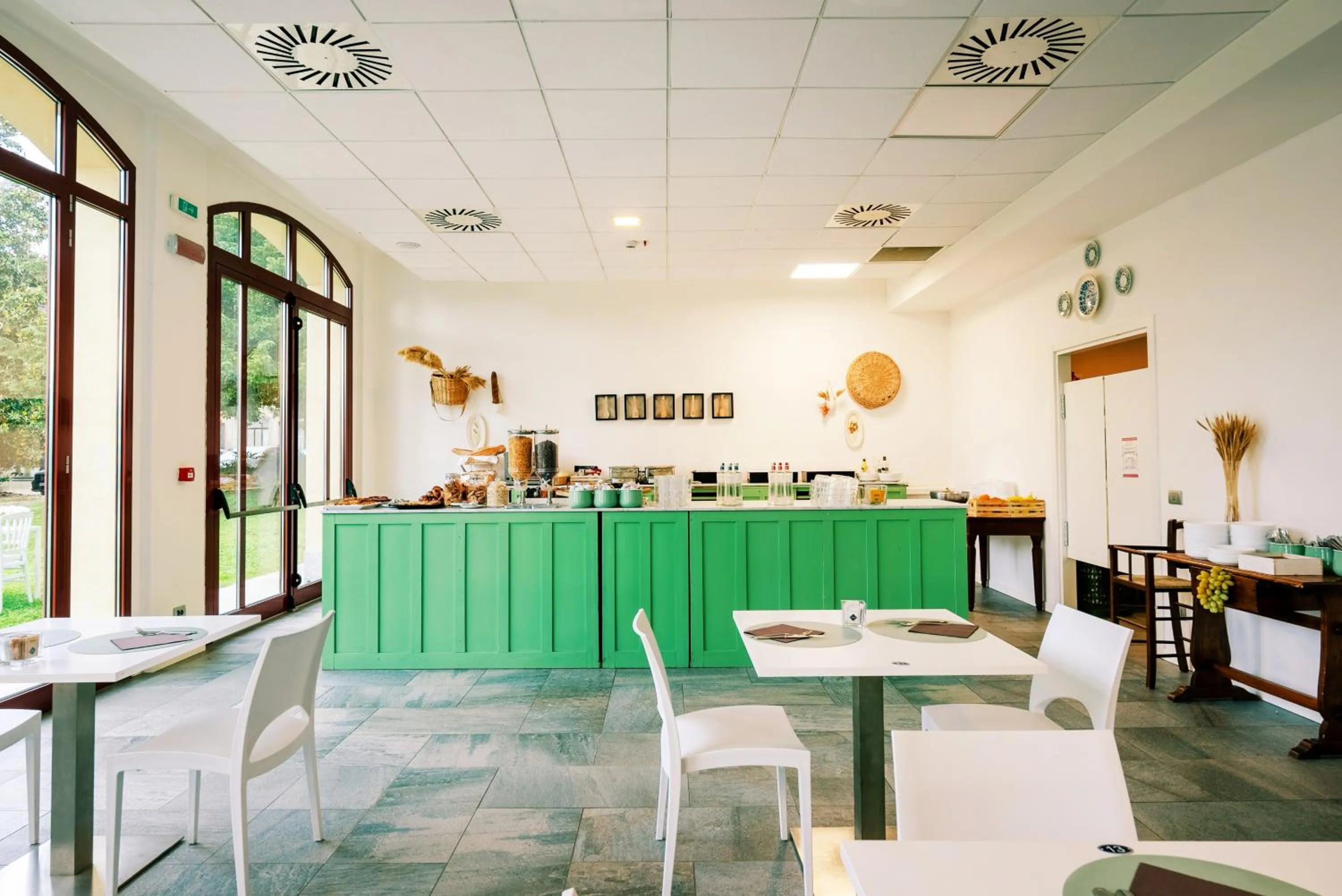 Food and drinks in Hotel Villa Borghi