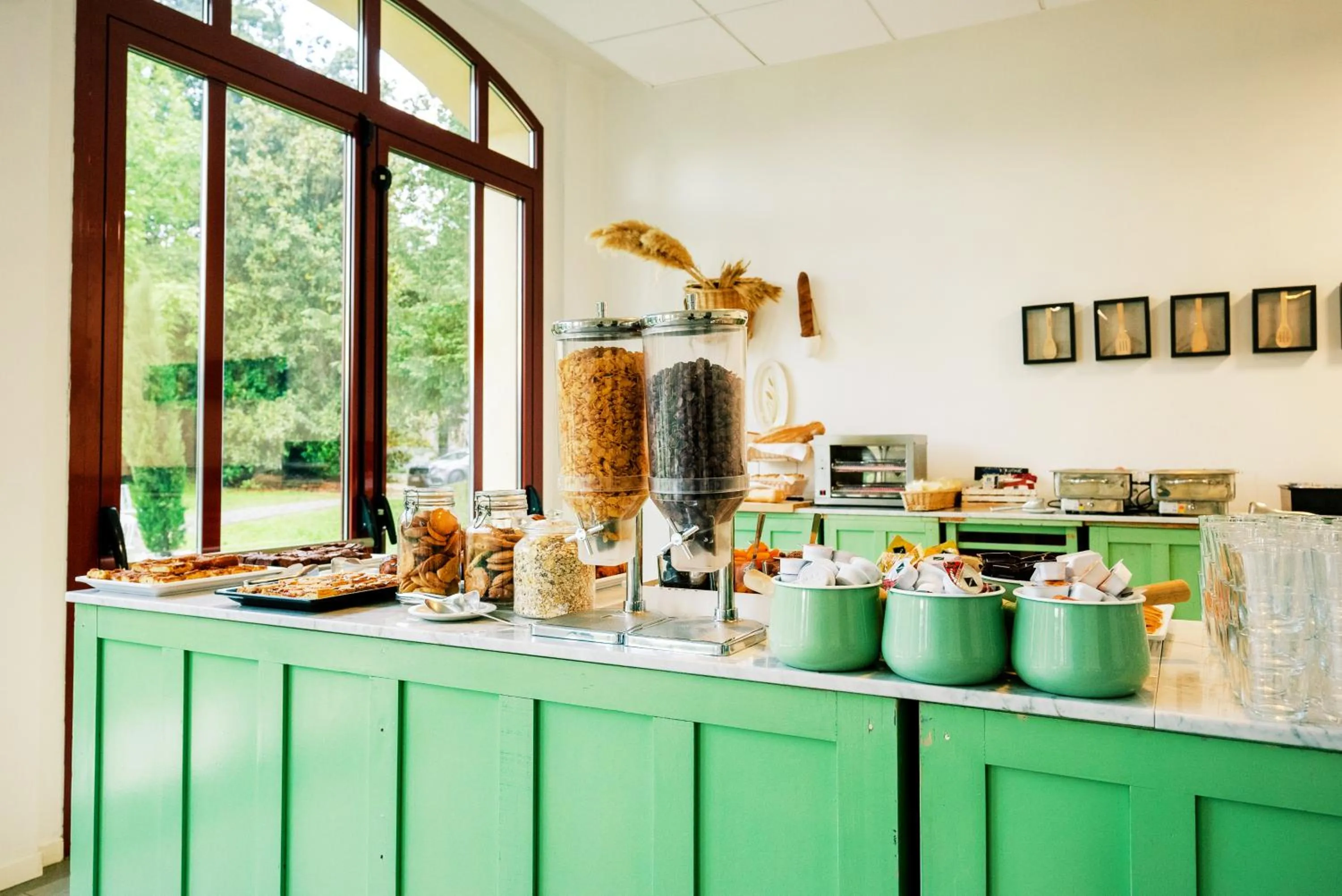 Coffee/tea facilities in Hotel Villa Borghi