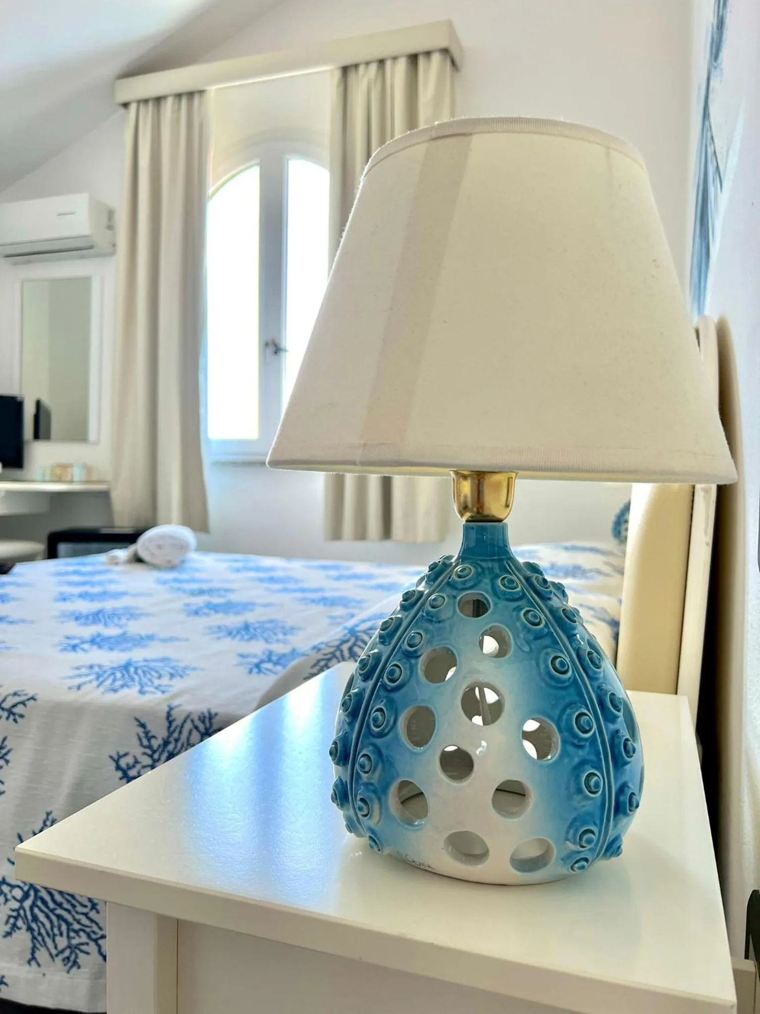 Photo of the whole room, Bed in Hotel Cala Di Seta