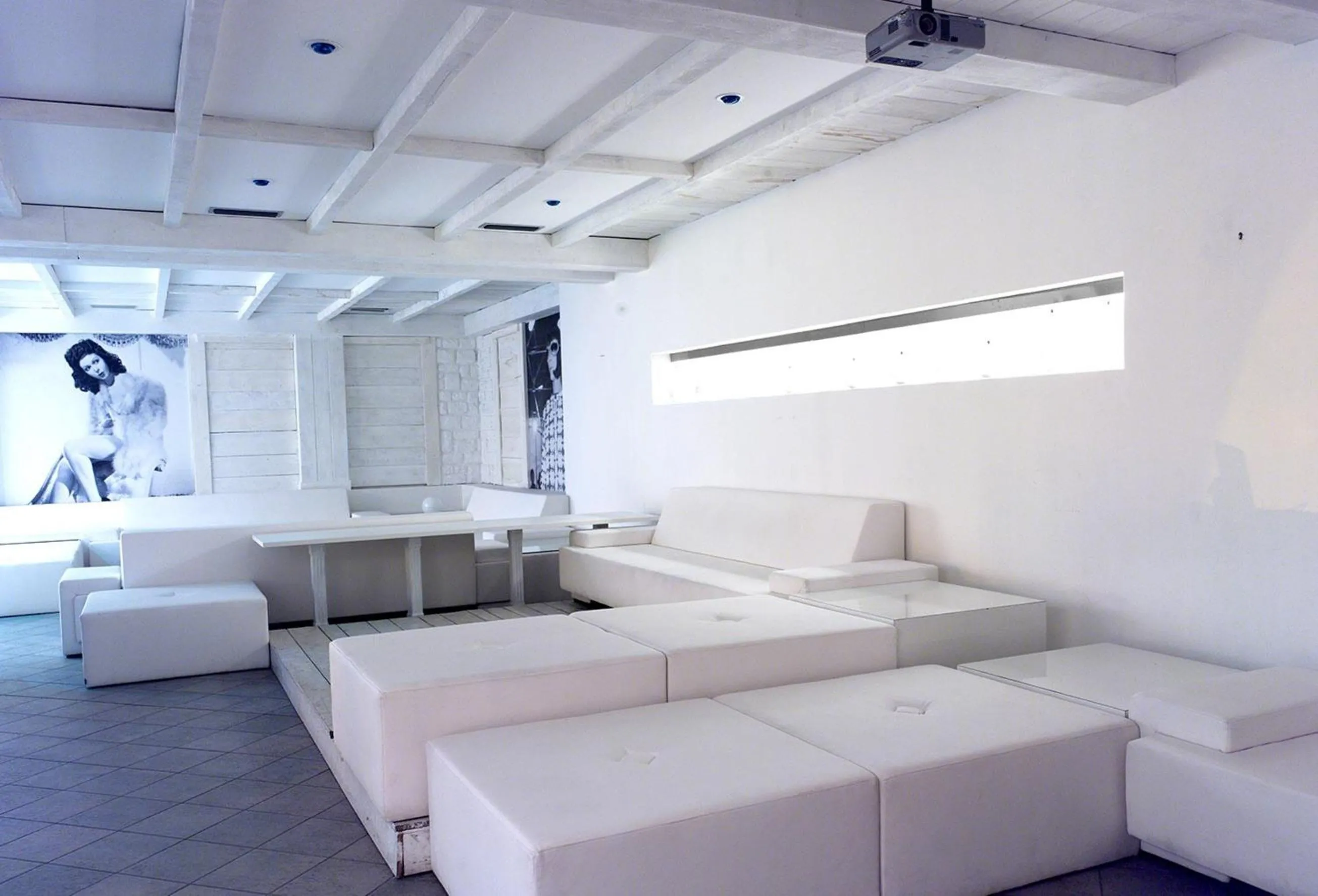 Nightclub / DJ in Grand Hotel Paradiso