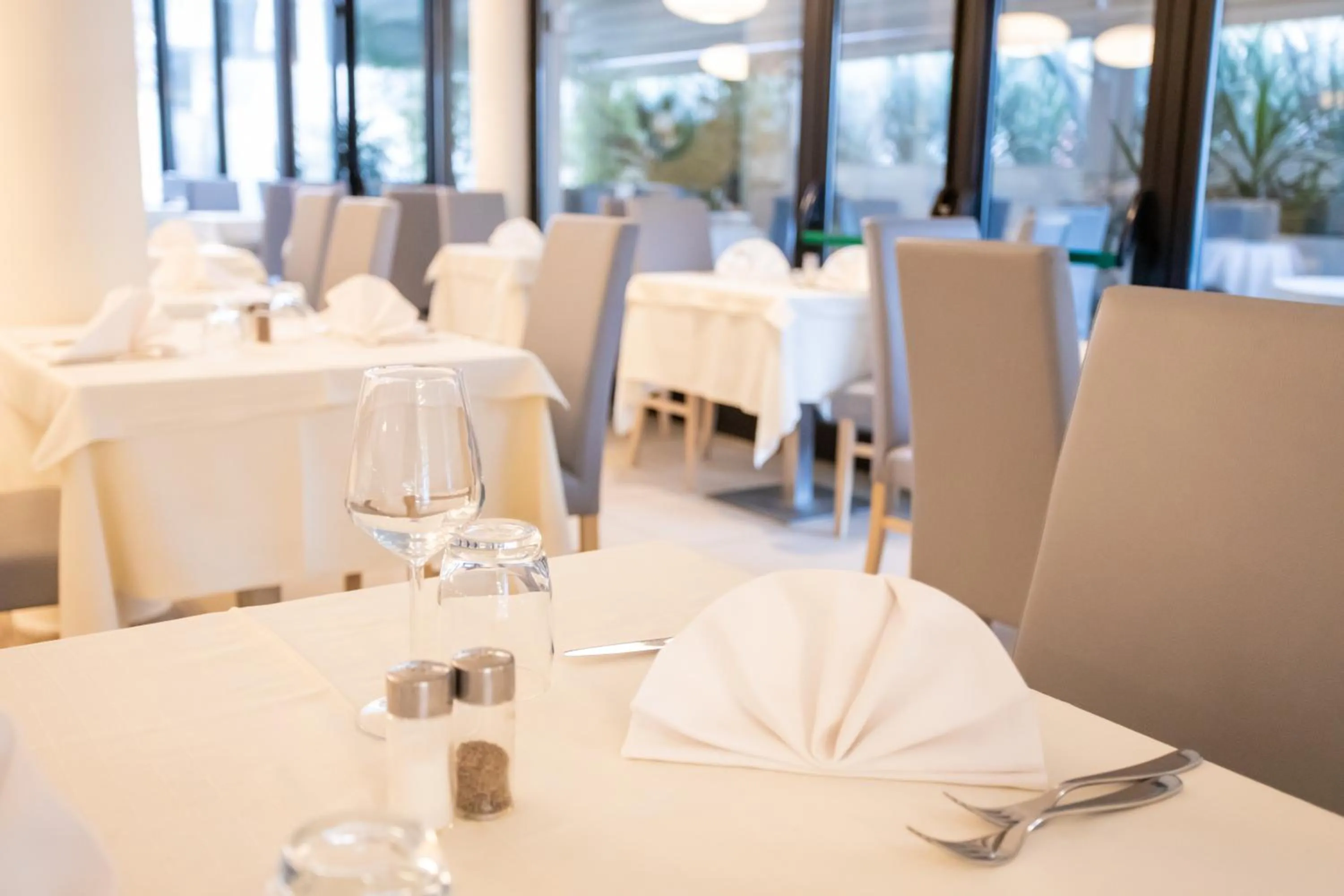 Restaurant/places to eat in Ferretti Beach Hotel