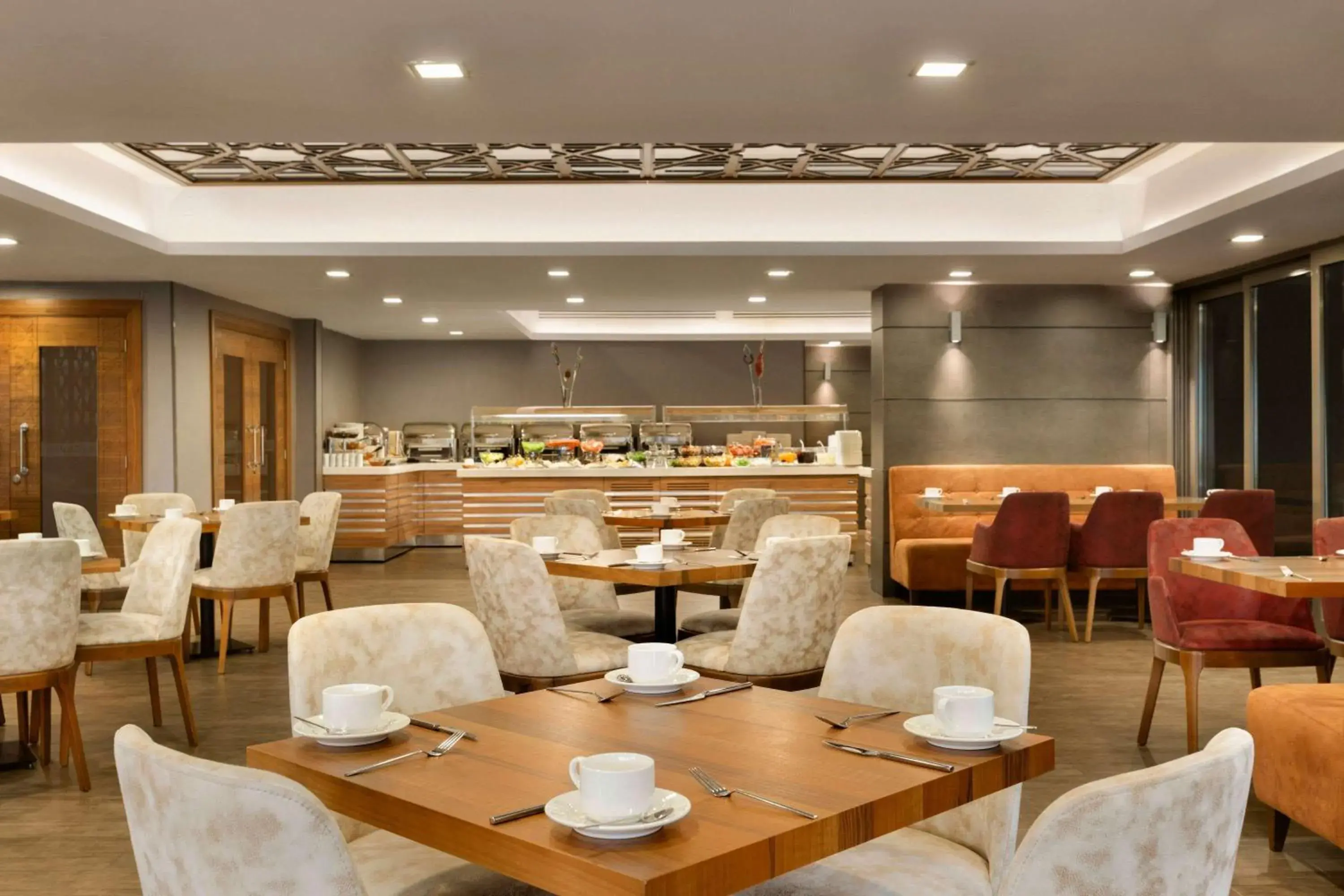 Restaurant/places to eat in Ramada By Wyndham Bursa Cekirge Thermal & Spa Restaurant/places to eat in Ramada By Wyndham Bursa Cekirge Thermal & Spa