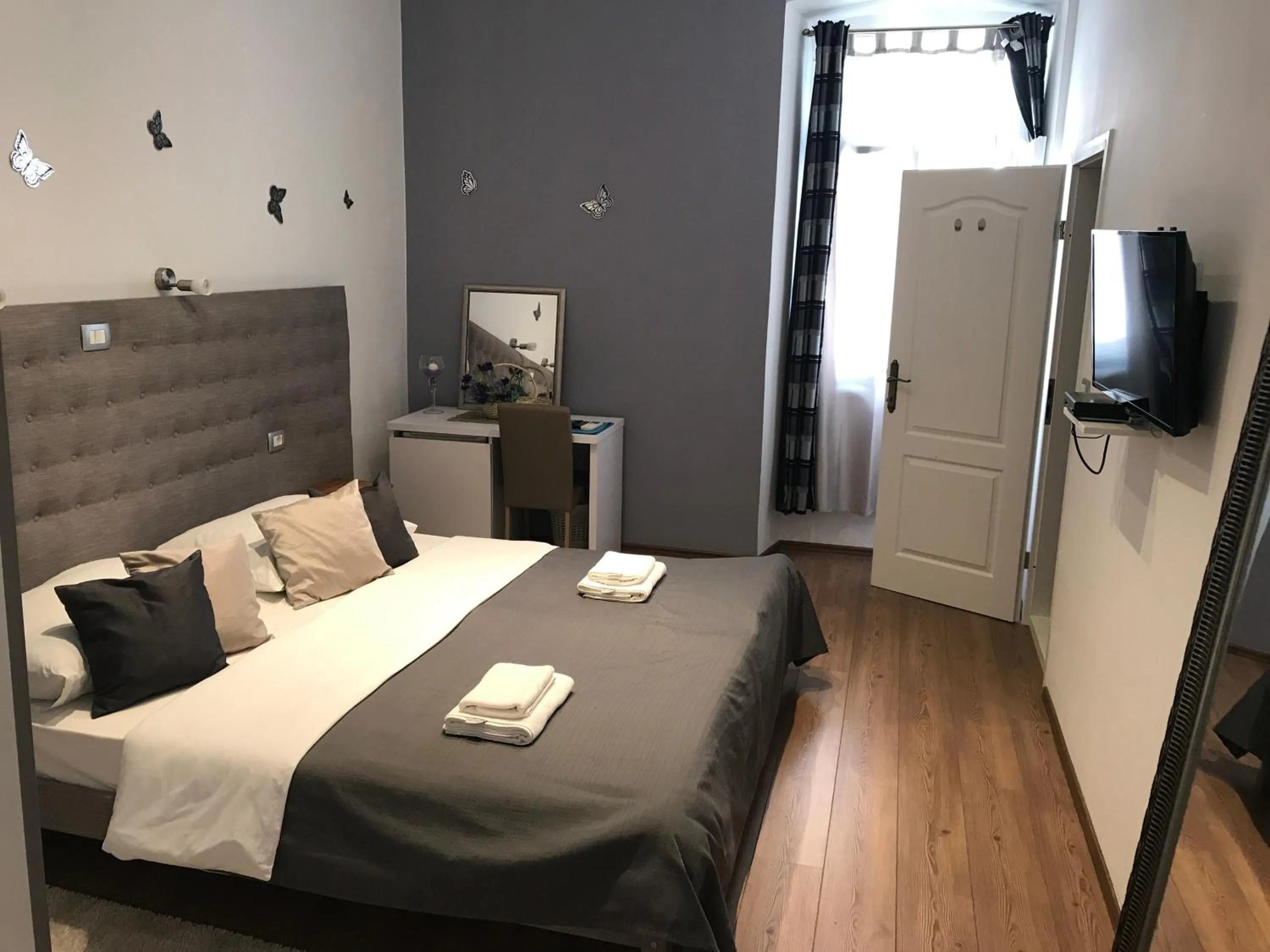 Bed in Pula Antic Rooms in Center