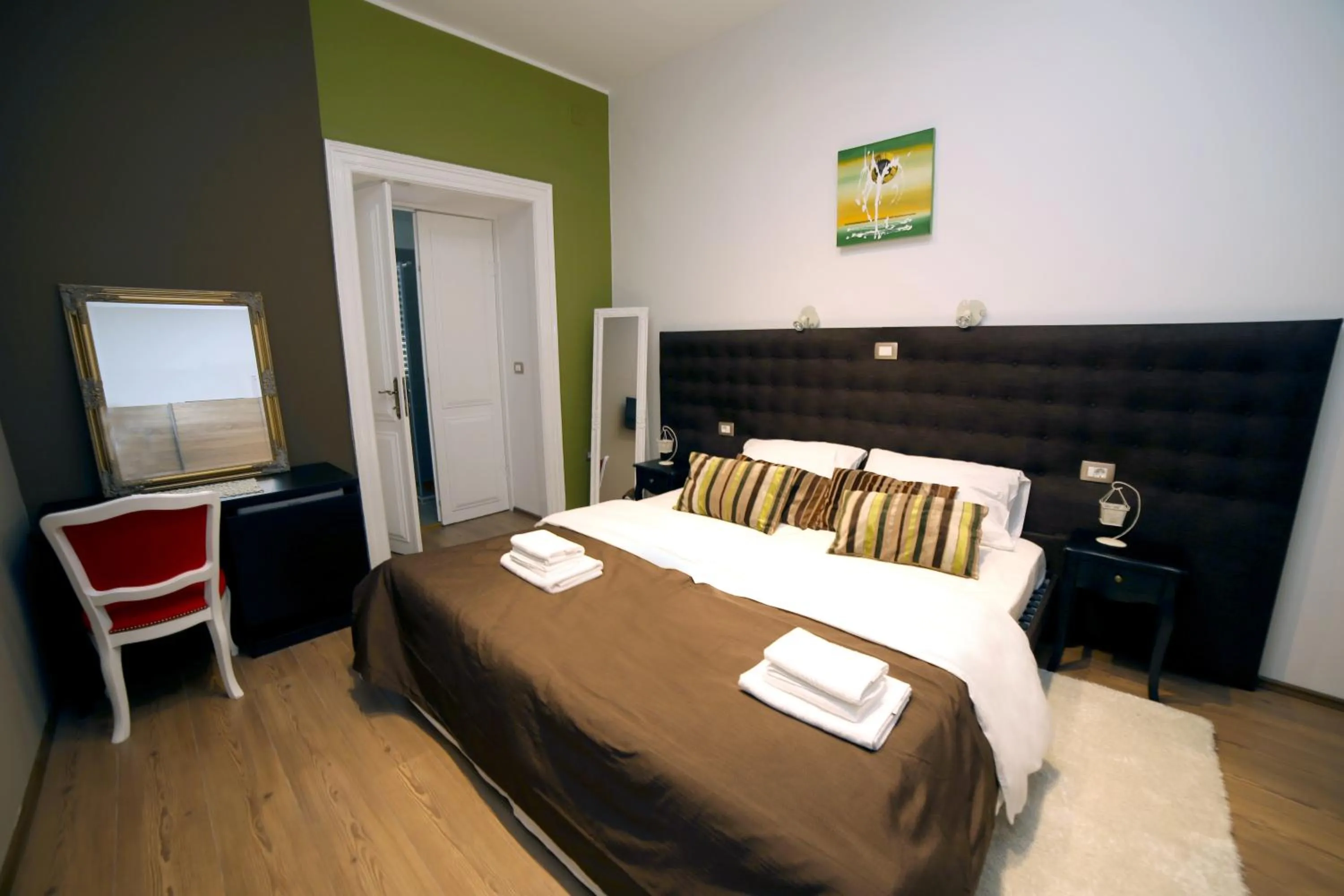 Bed in Pula Antic Rooms in Center