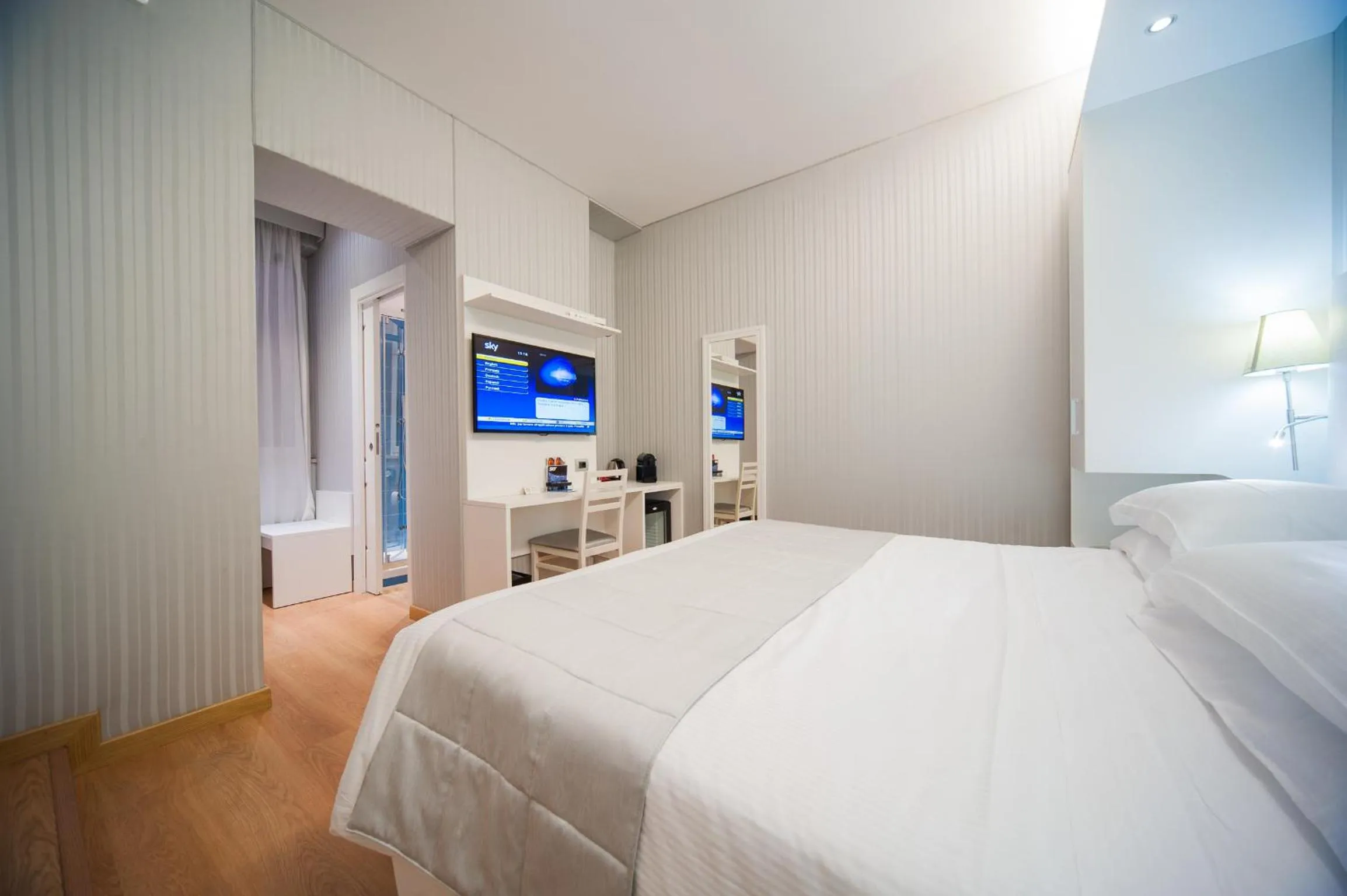 Bedroom, Bed in Trevi 41 Hotel